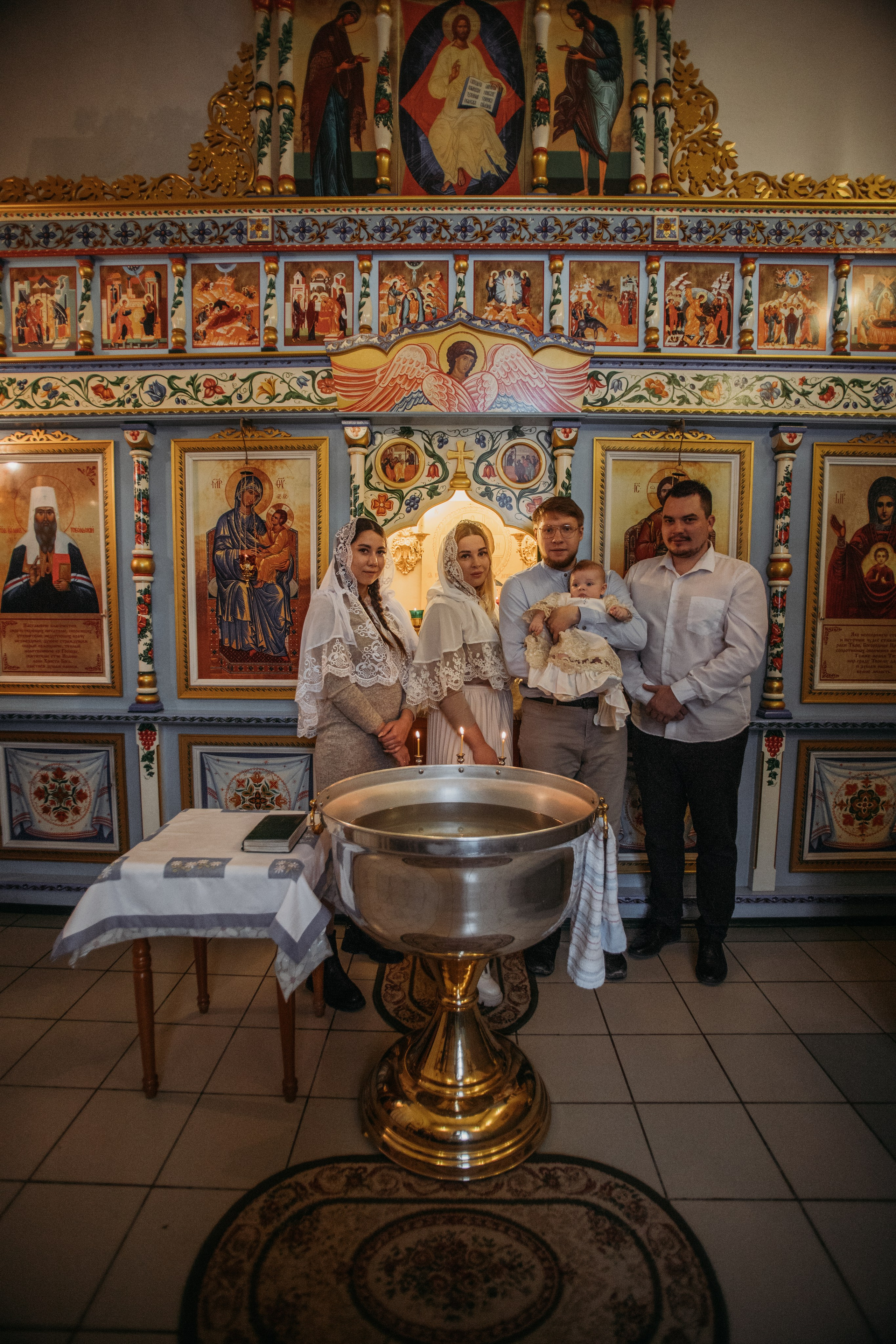 Крещение Аглаи. Венера Гайн. Репортажный фотограф  Тюмень. Обучение фотографии с 0