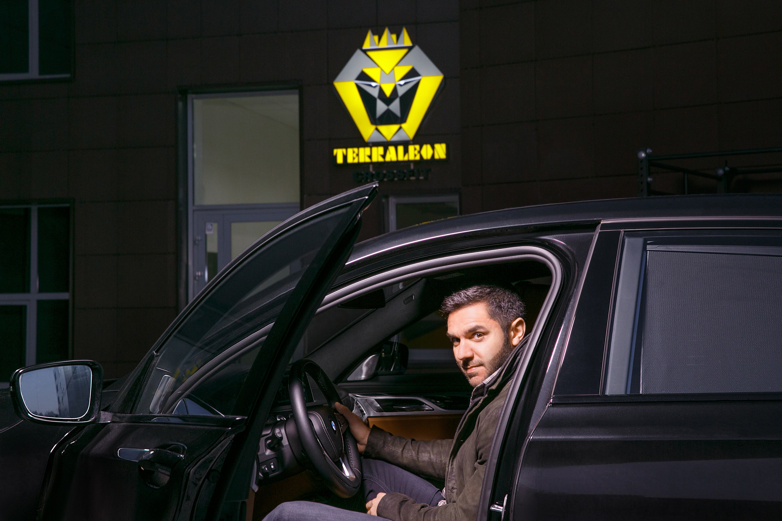 Спортивная фотосессия для bodybuildingillustrated.ru. Профессиональный фотограф в Санкт-Петербурге. Сергей Пушкин