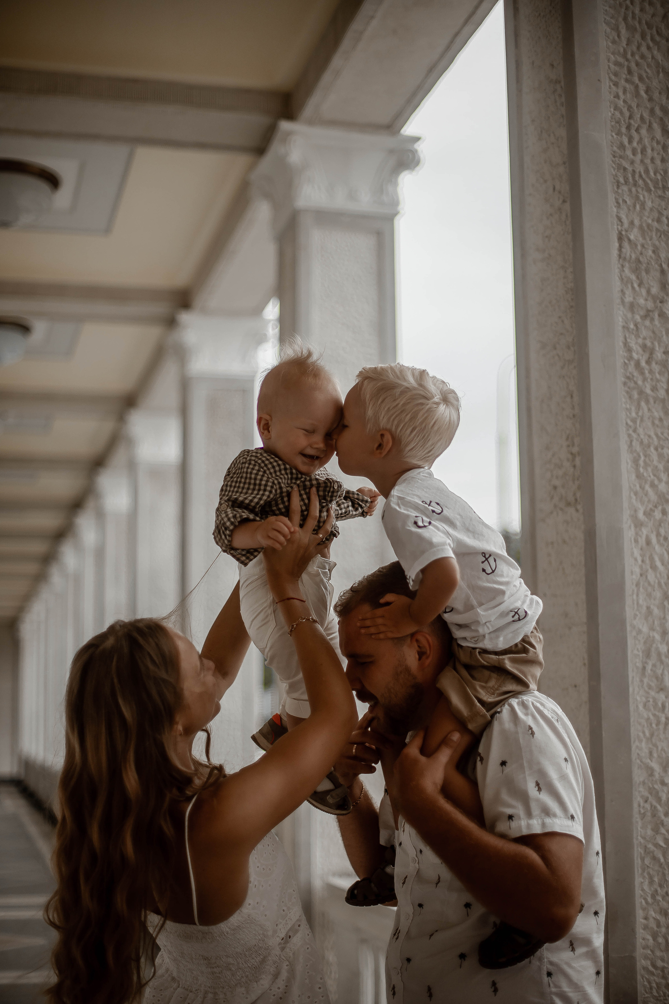 Family.Речной вокзал. Фотограф