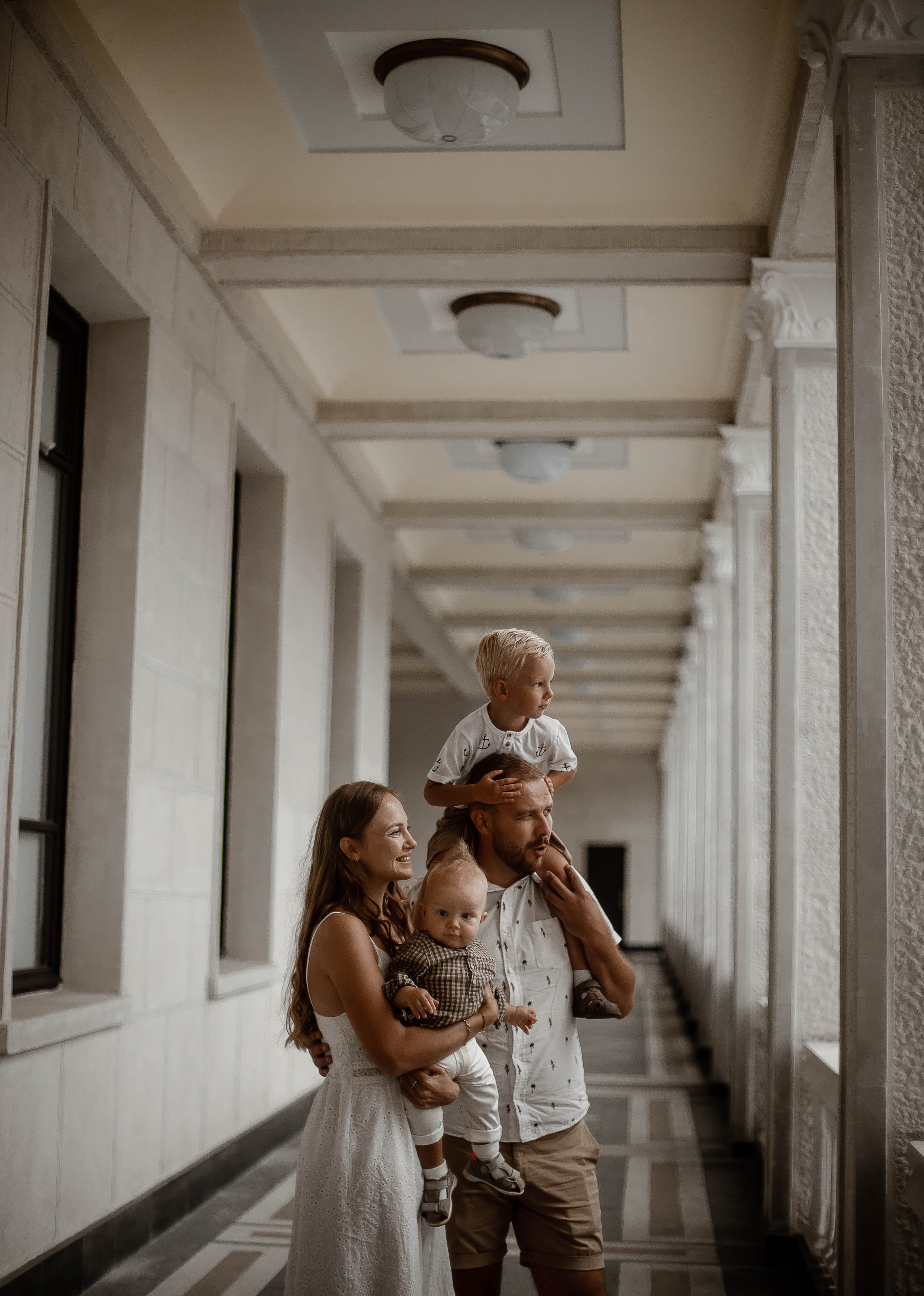 Family.Речной вокзал. Фотограф