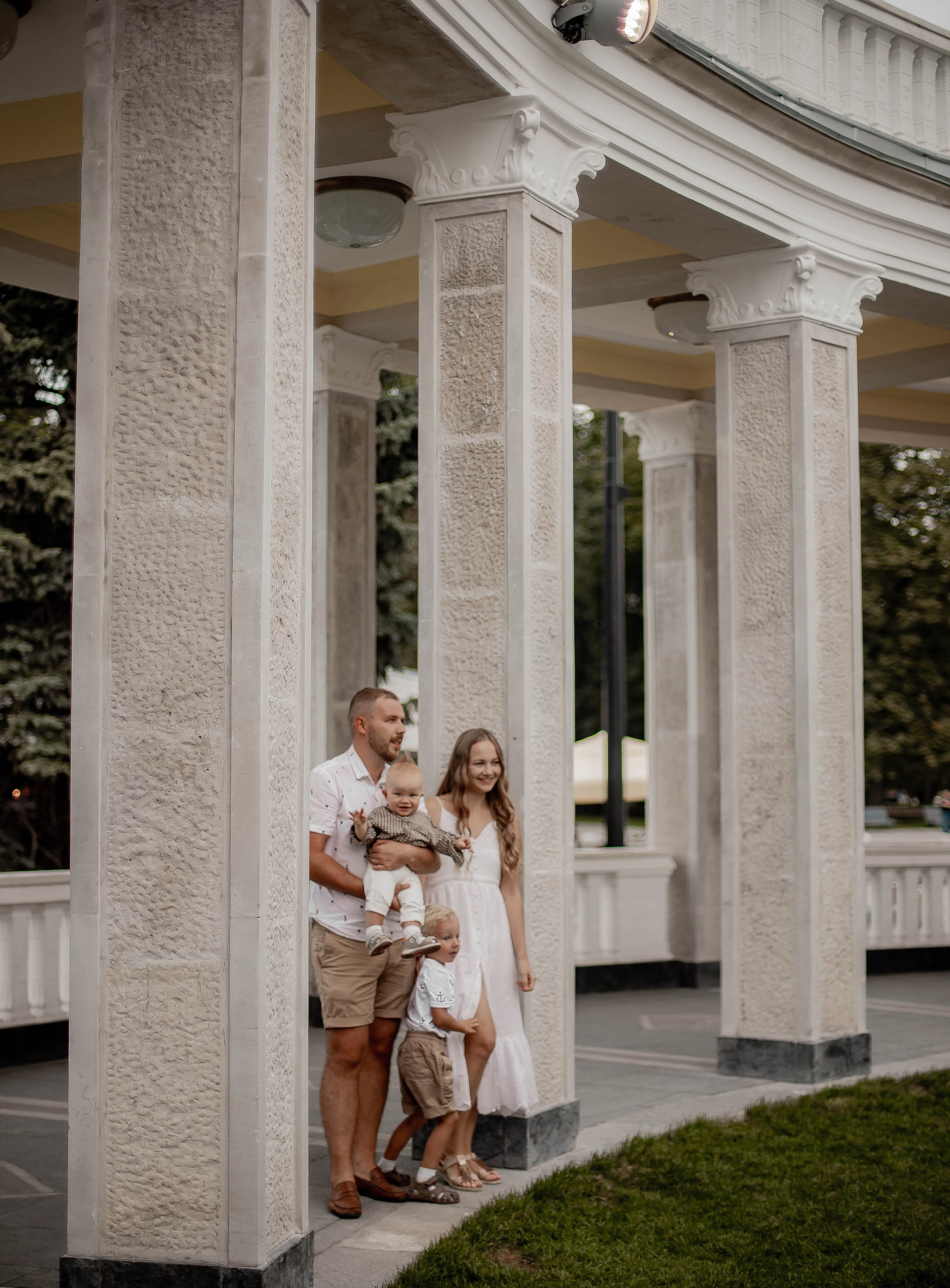Family.Речной вокзал. Фотограф