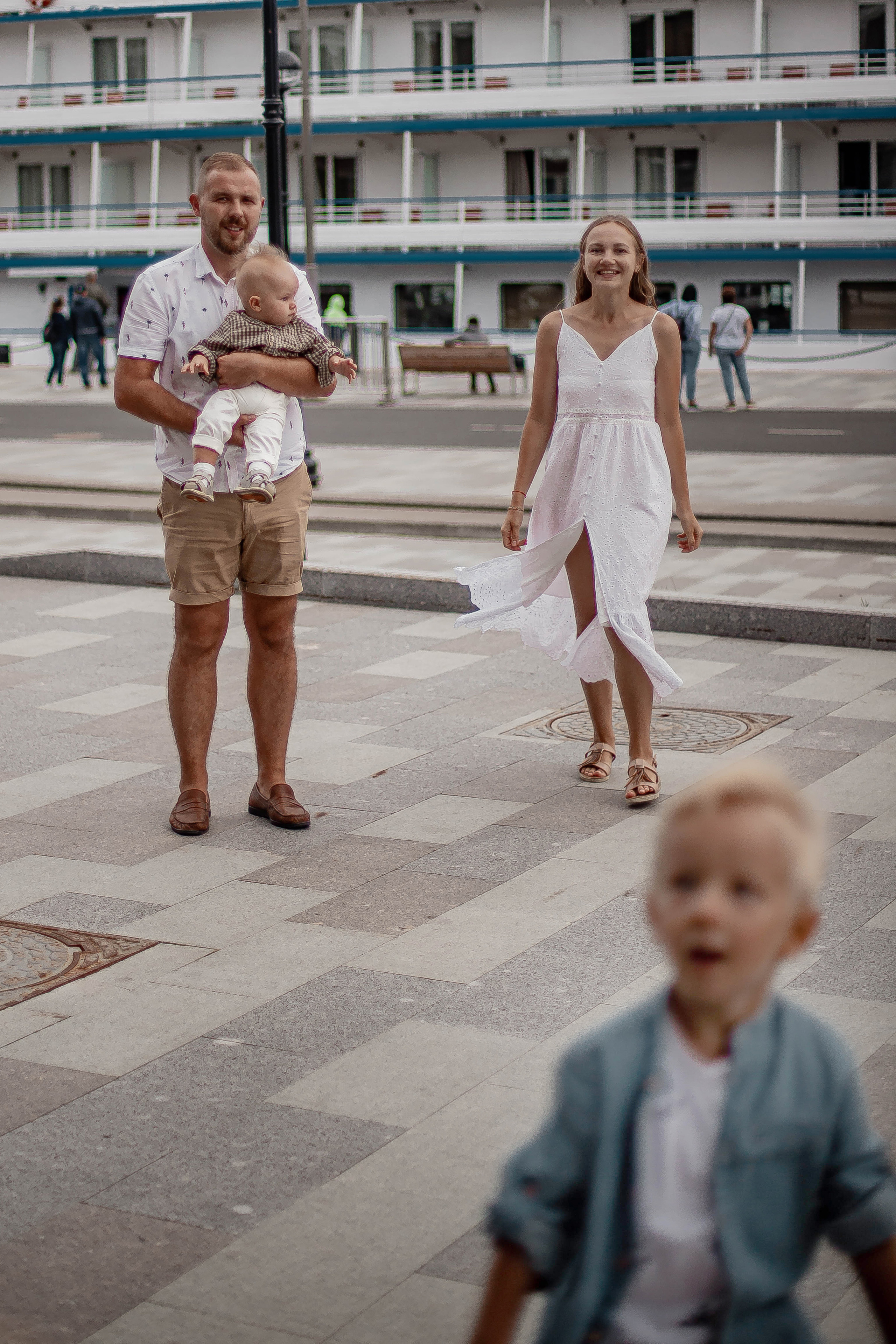 Family.Речной вокзал. Фотограф