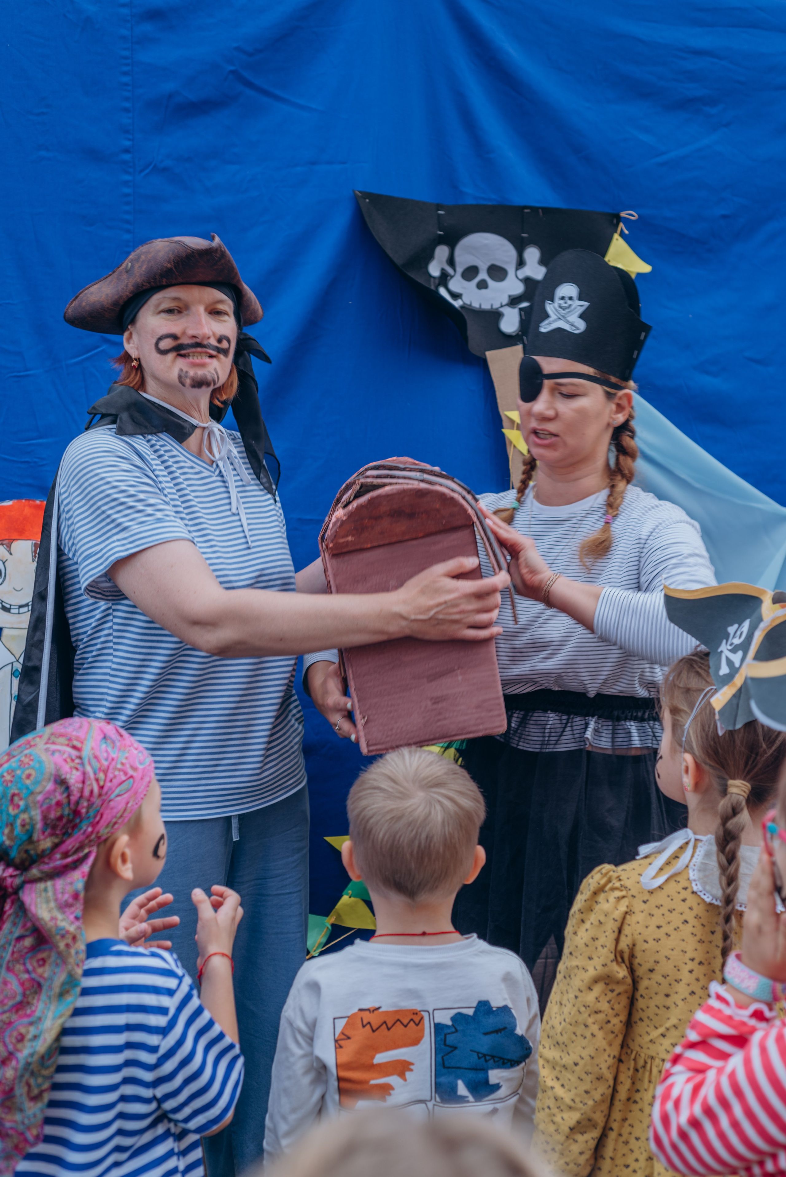 Пиратская вечеринка. MILATE — выпускные альбомы, фотосессии и видео в Москве