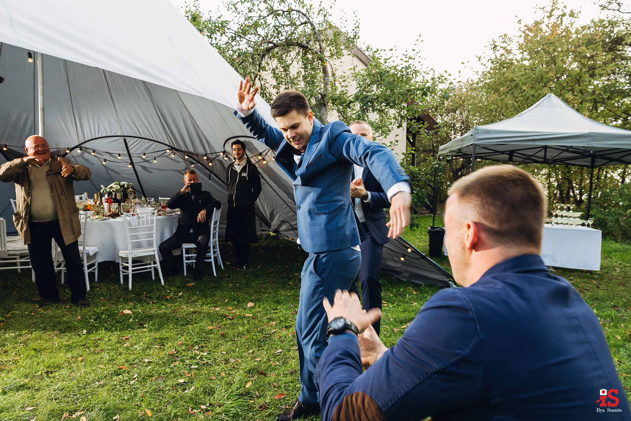 Фотограф на свадьбу птз. Профессиональный фотограф Петрозаводск Илья Соснин