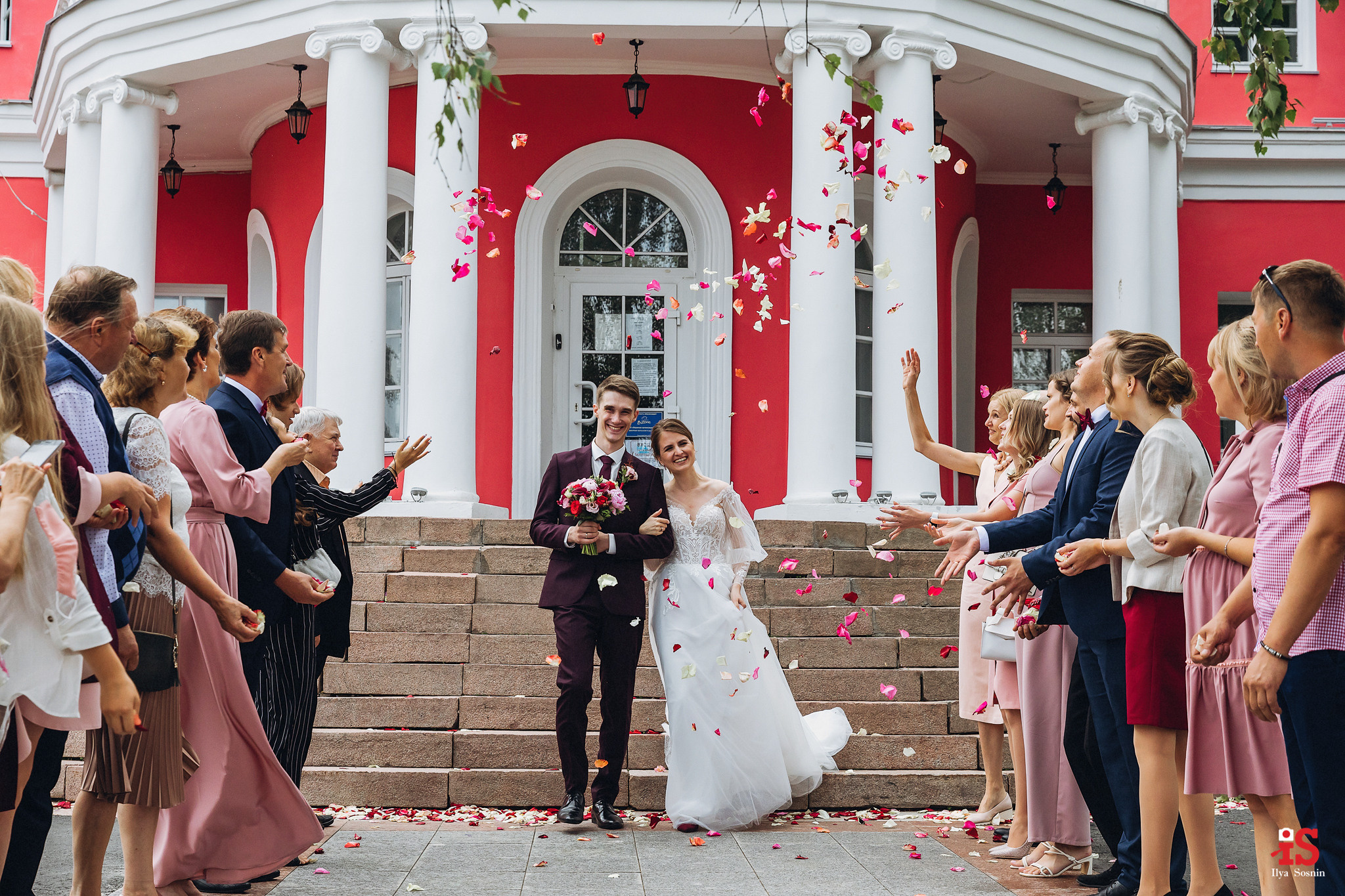 Свадебный фотограф Птз. Профессиональный фотограф Петрозаводск Илья Соснин
