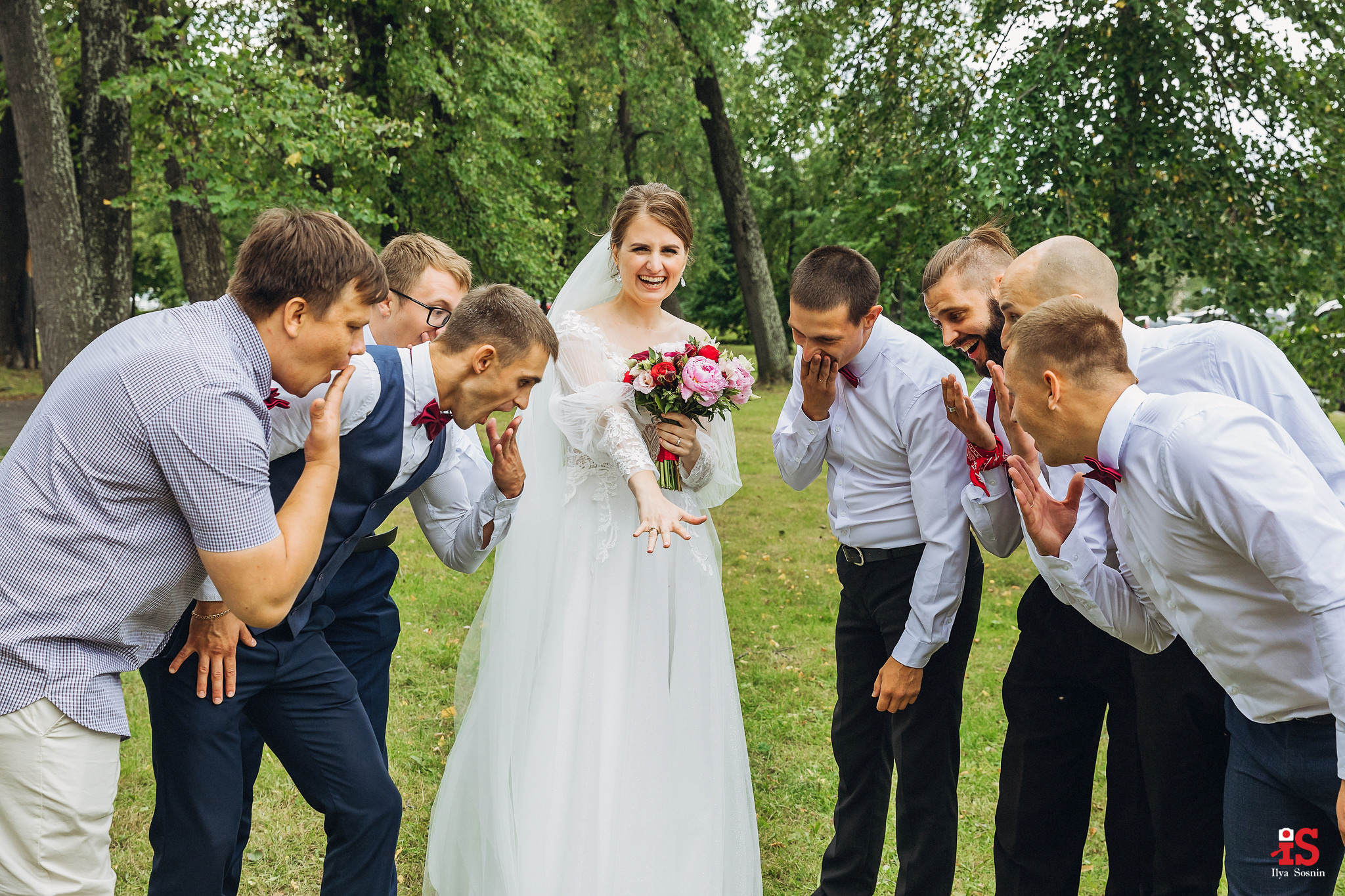 Свадебный фотограф Птз. Профессиональный фотограф Петрозаводск Илья Соснин