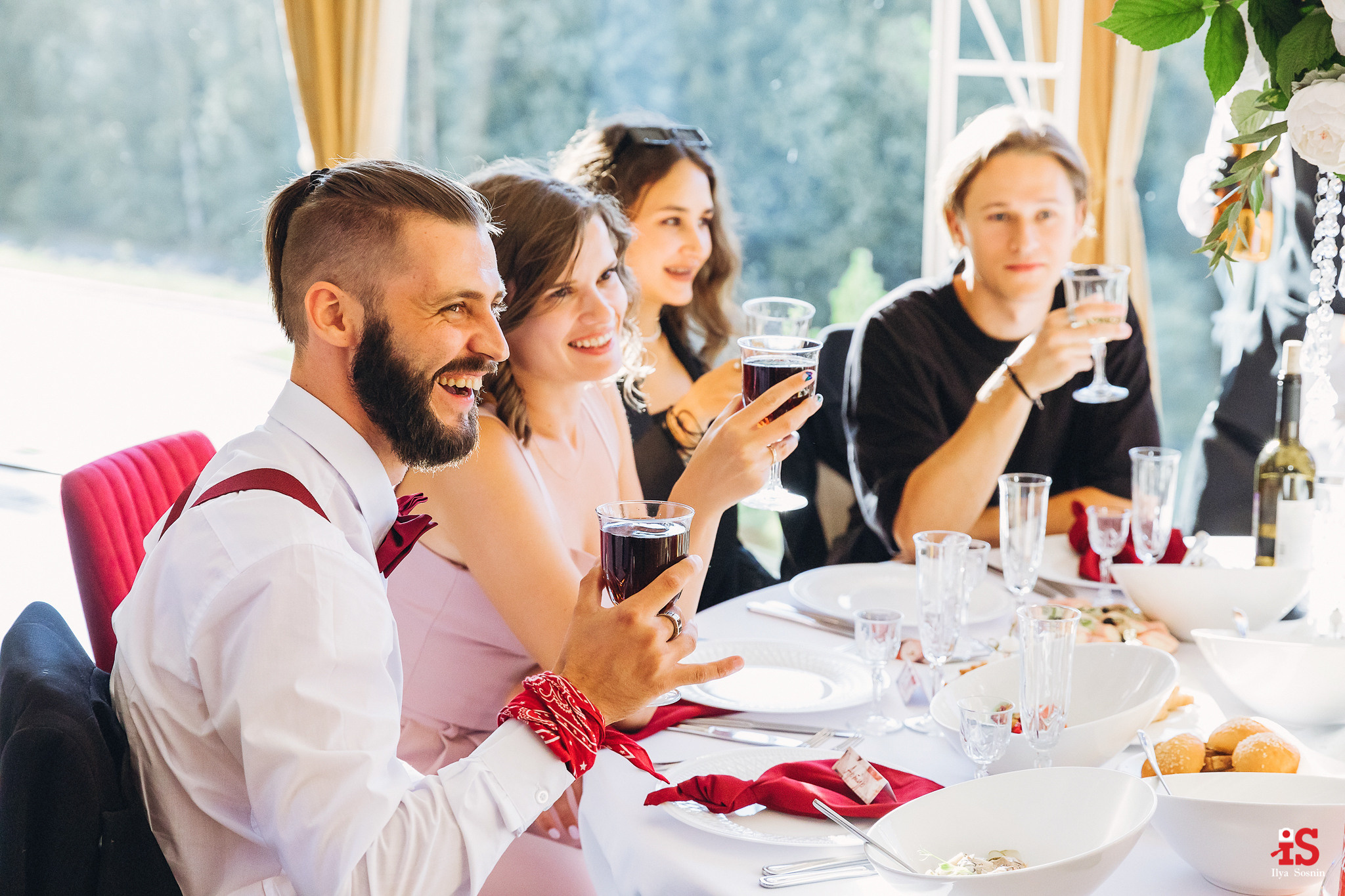 Свадебный фотограф Птз. Профессиональный фотограф Петрозаводск Илья Соснин