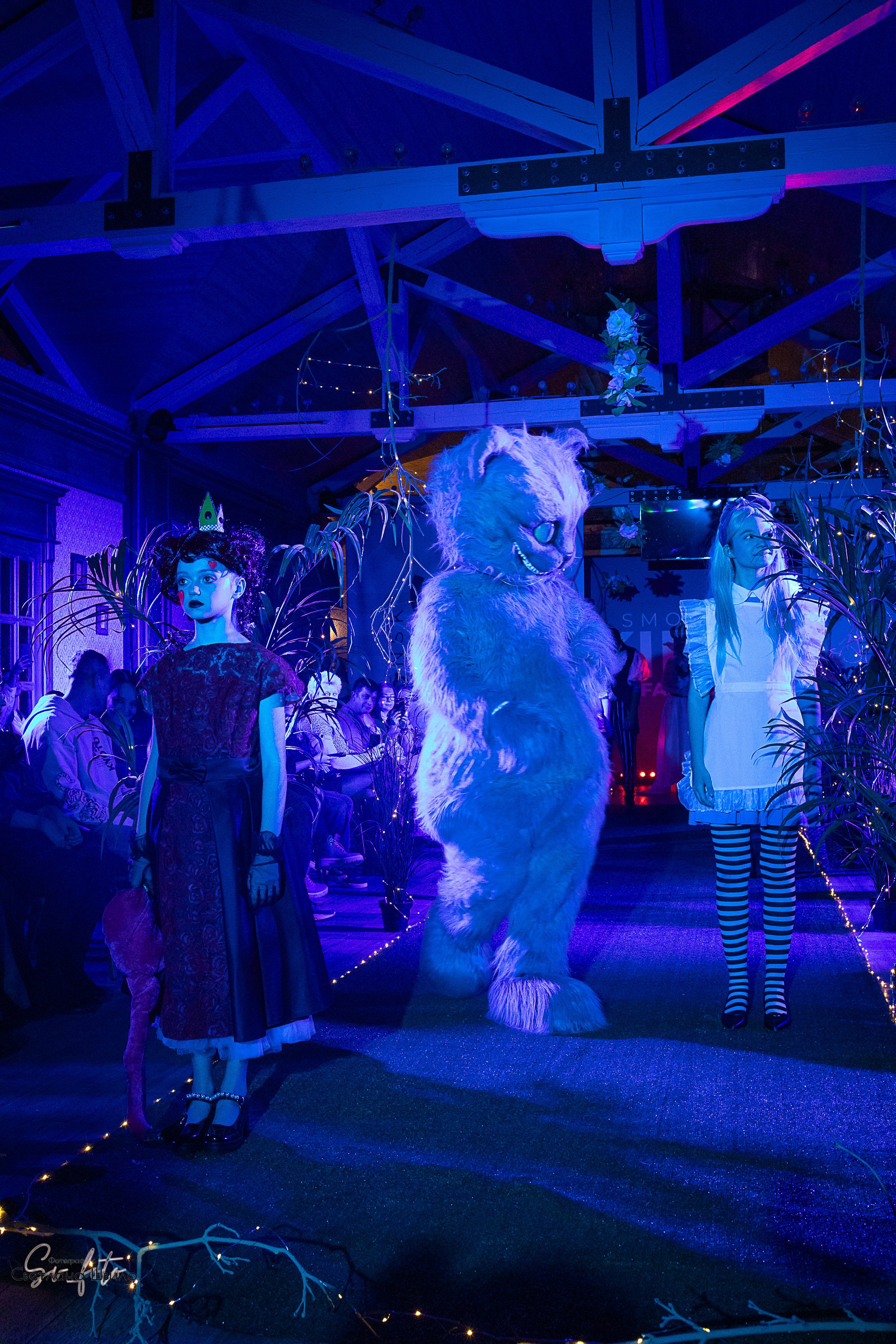 Smolensk Fashion Week_показы_ДЕНЬ 3_ФИНАЛ_Алиса в стране чудес. Главная