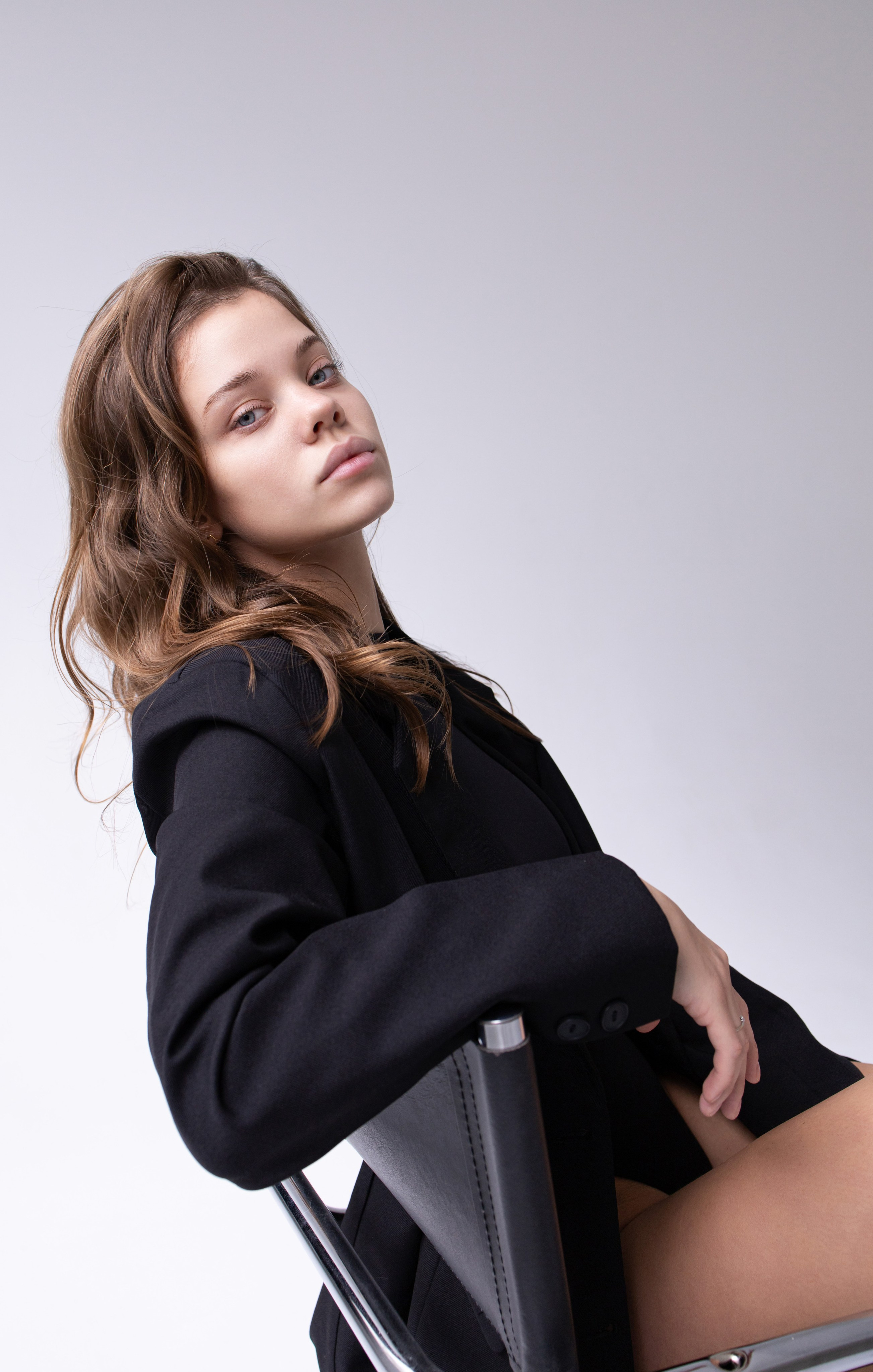 Женские портреты в студии. Главная