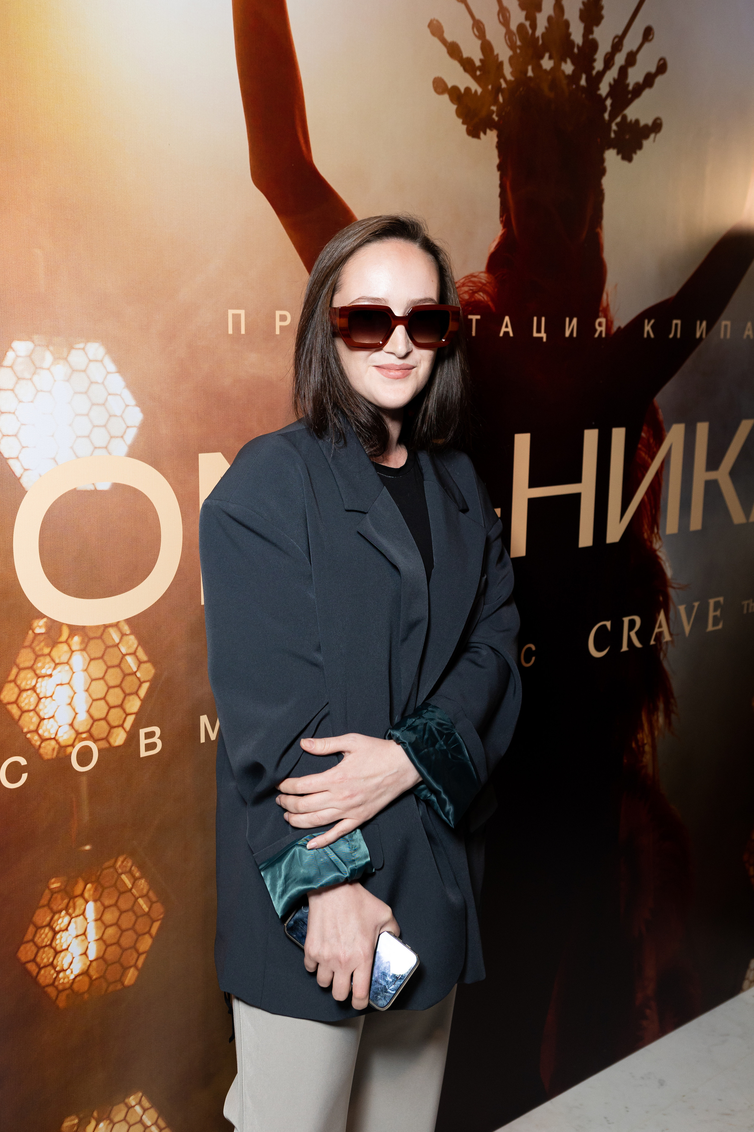 Закрытая презентация клипа JONY ''НИКАК'' в CRAVE. Светский фотограф — Анисина Ирина