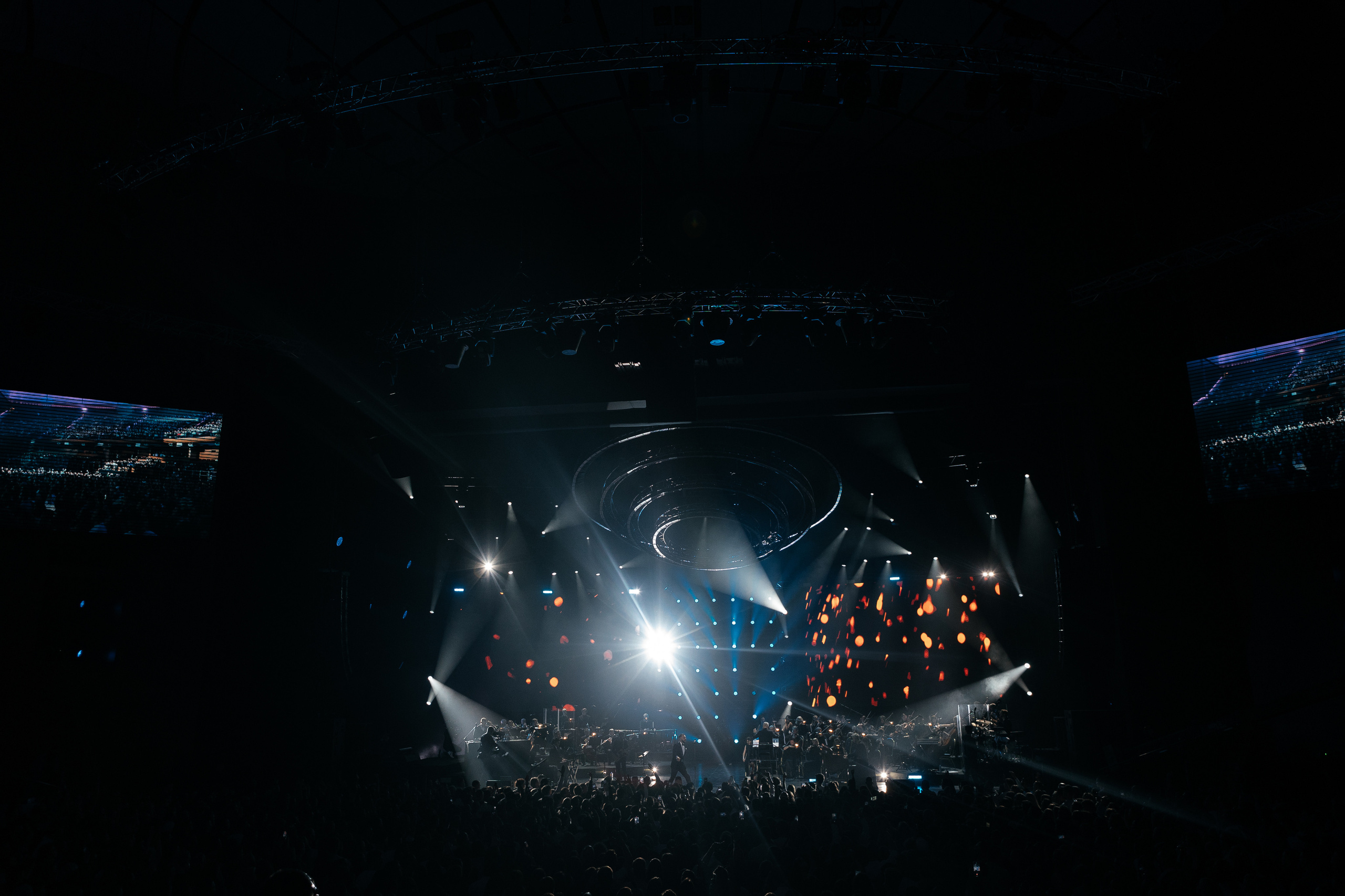 L-ONE в CROCUS CITY HALL. Светский фотограф — Анисина Ирина