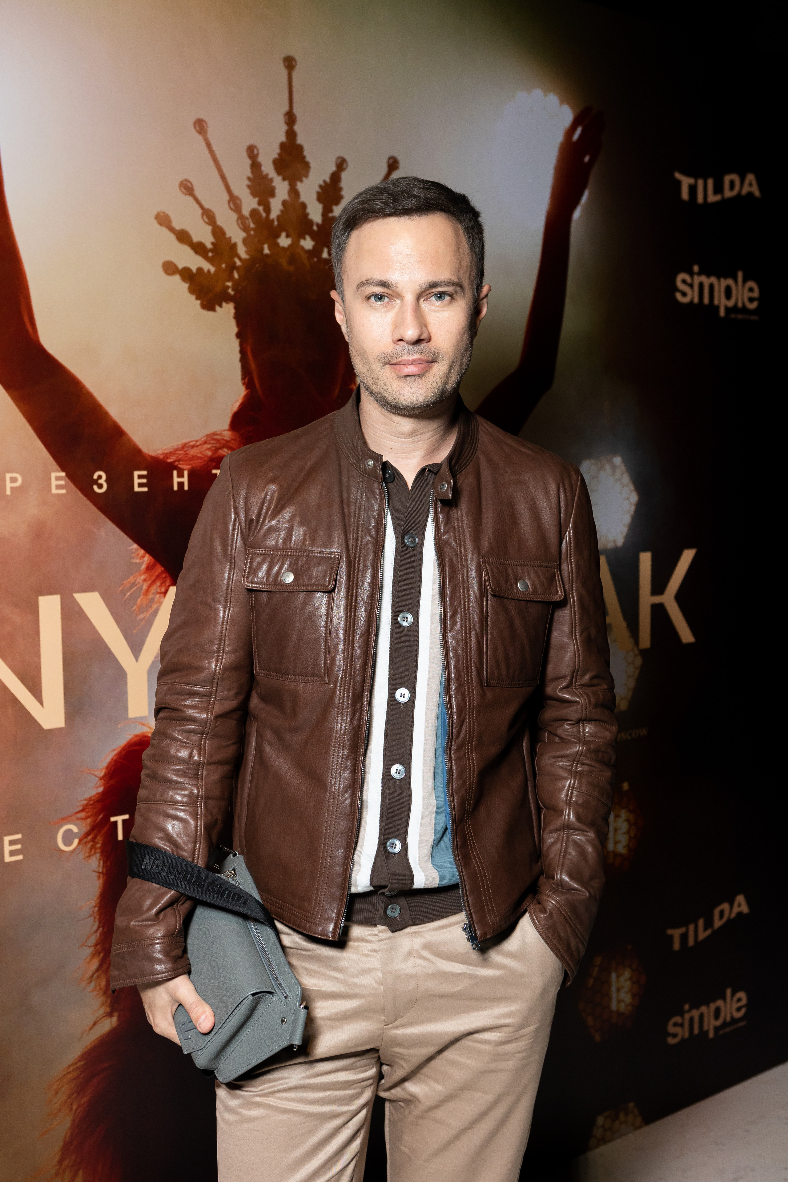 Закрытая презентация клипа JONY ''НИКАК'' в CRAVE. Светский фотограф — Анисина Ирина