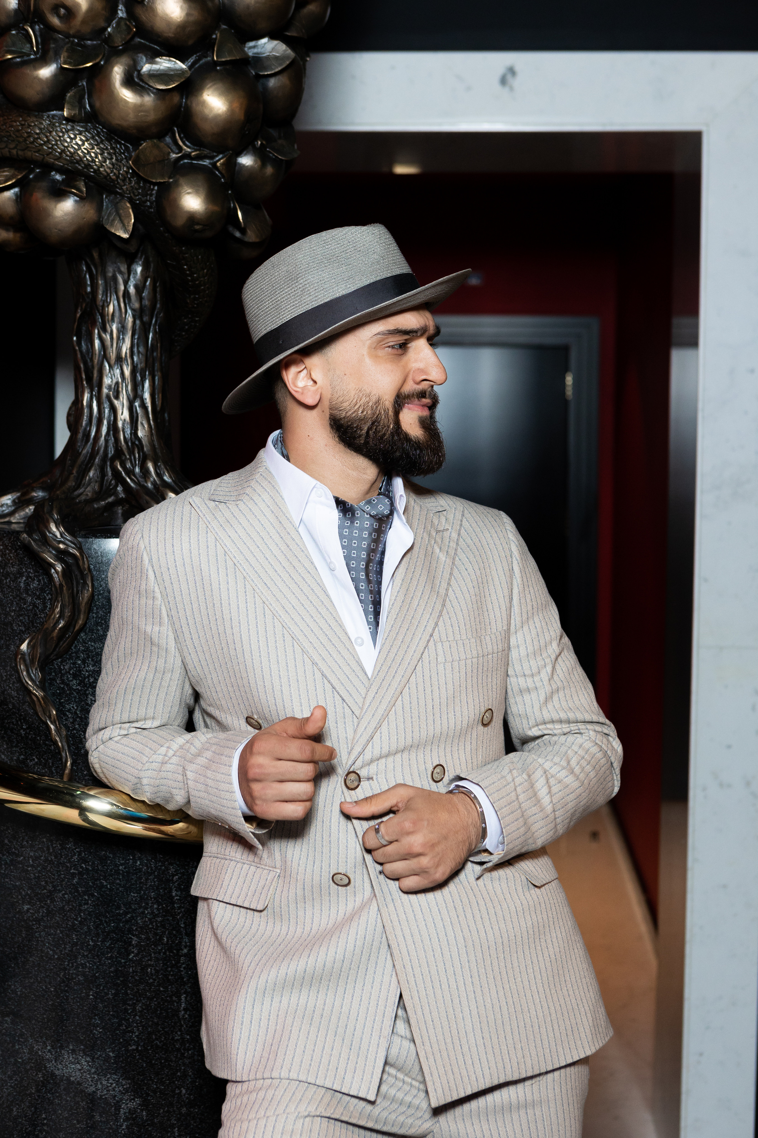 Закрытая презентация клипа JONY ''НИКАК'' в CRAVE. Светский фотограф — Анисина Ирина