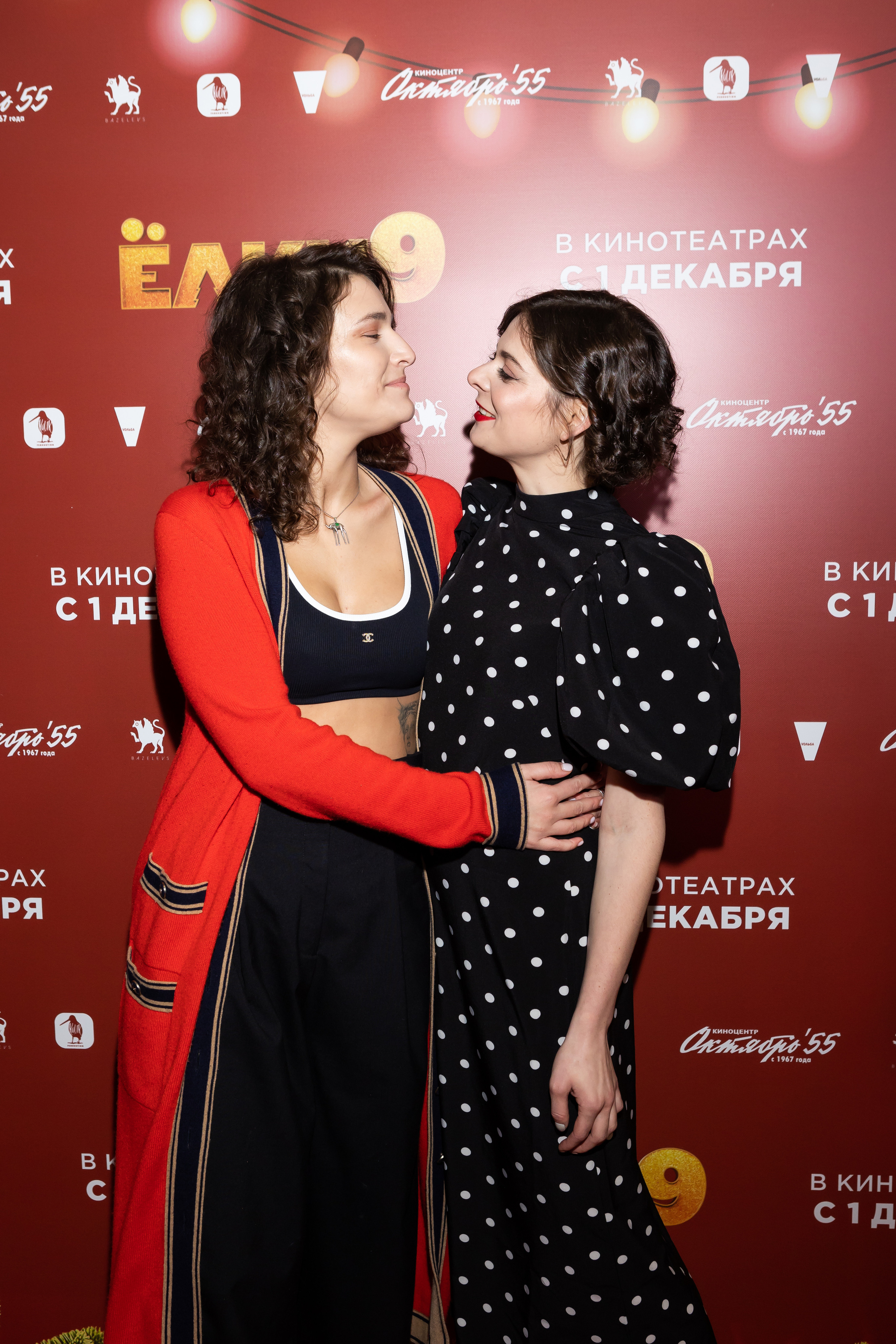 ЕЛКИ 9. Светский фотограф — Анисина Ирина