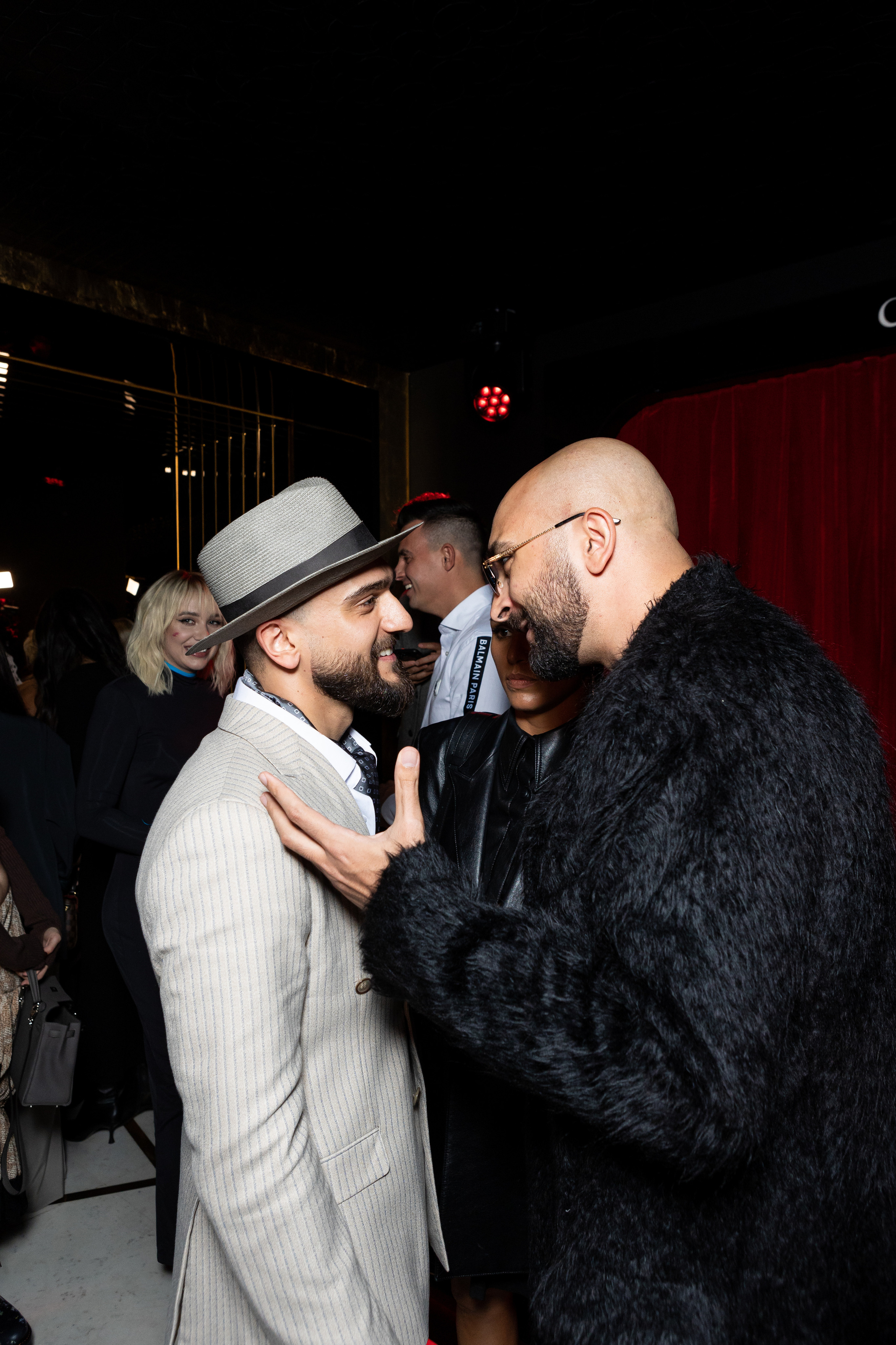 Закрытая презентация клипа JONY ''НИКАК'' в CRAVE. Светский фотограф — Анисина Ирина