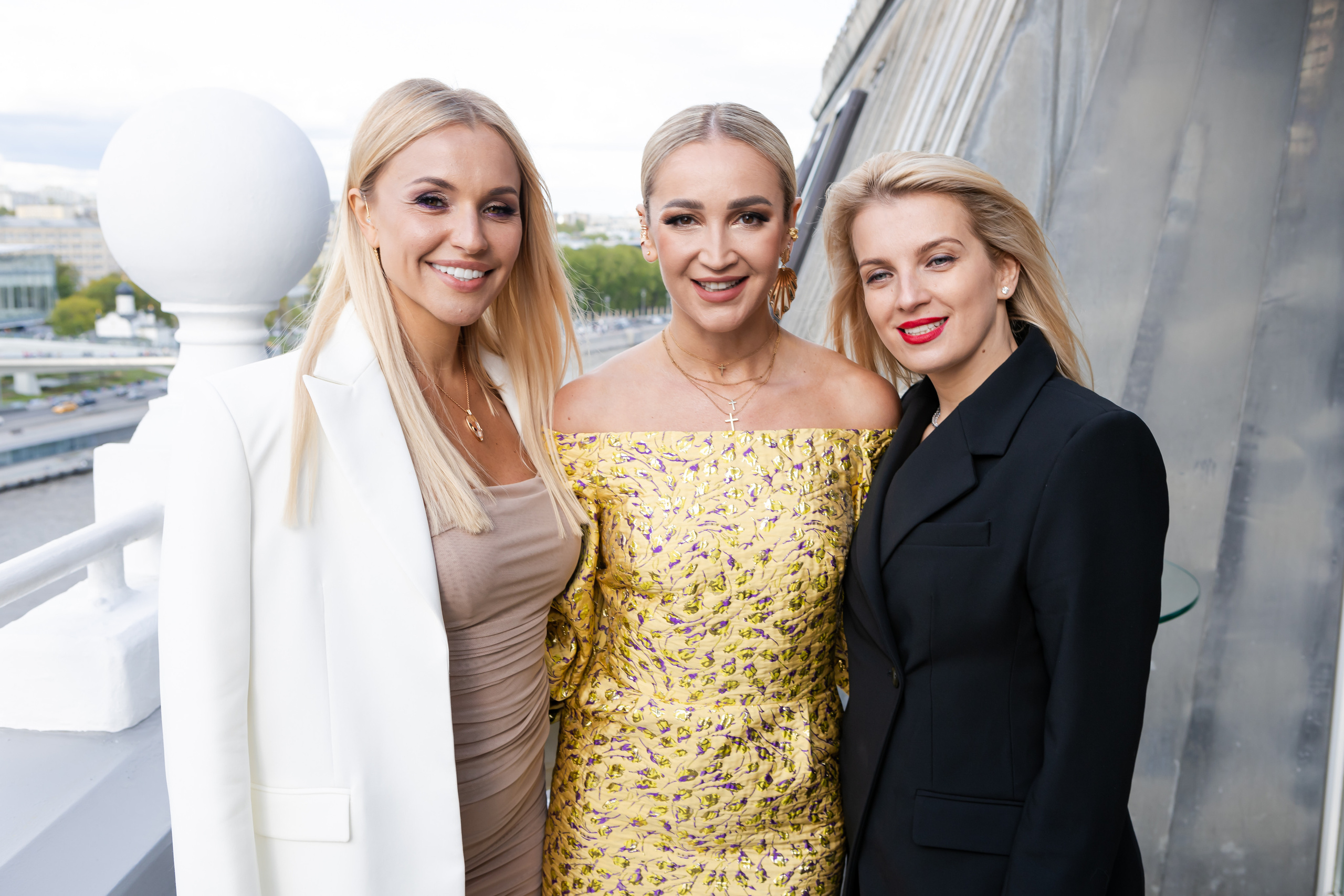 Ольга Бузова — 18 лет на сцене. Светский фотограф — Анисина Ирина