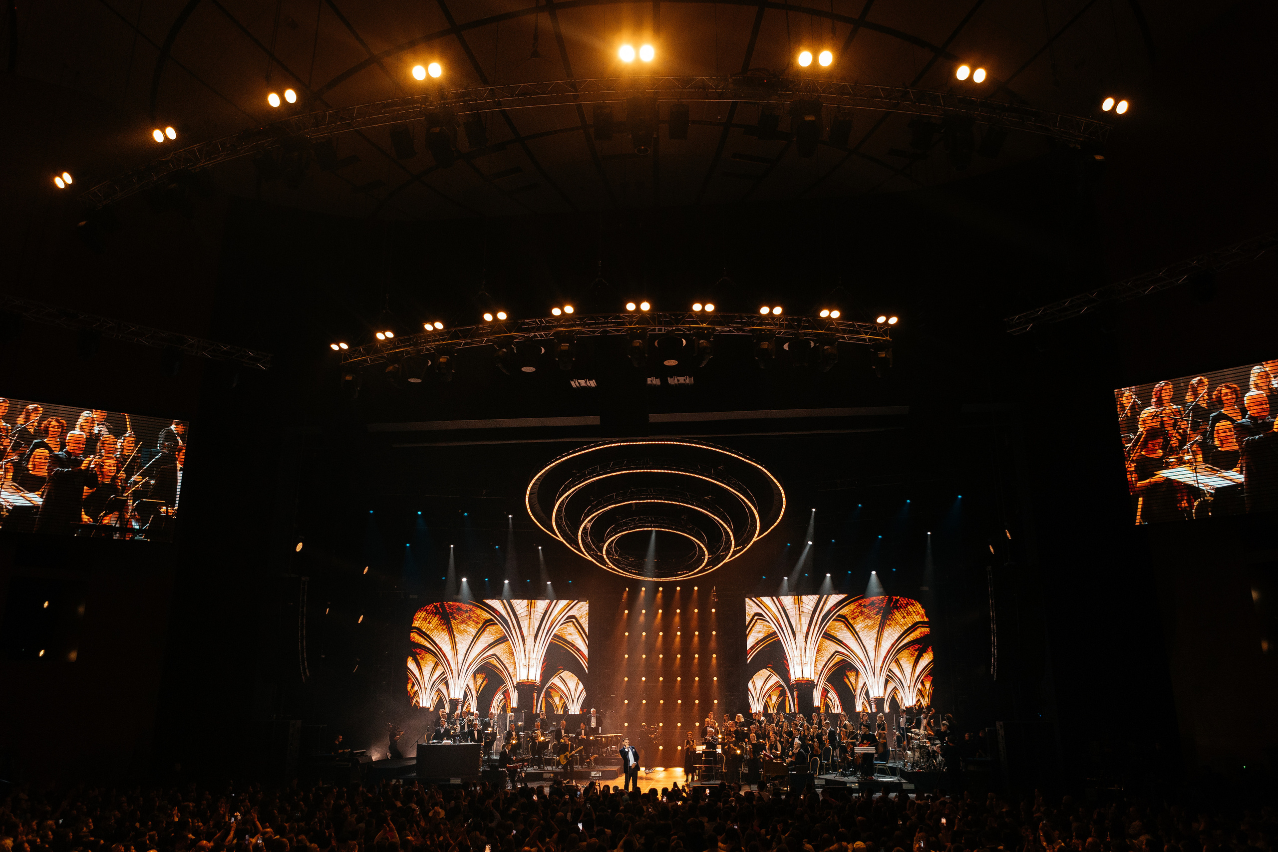 L-ONE в CROCUS CITY HALL. Светский фотограф — Анисина Ирина