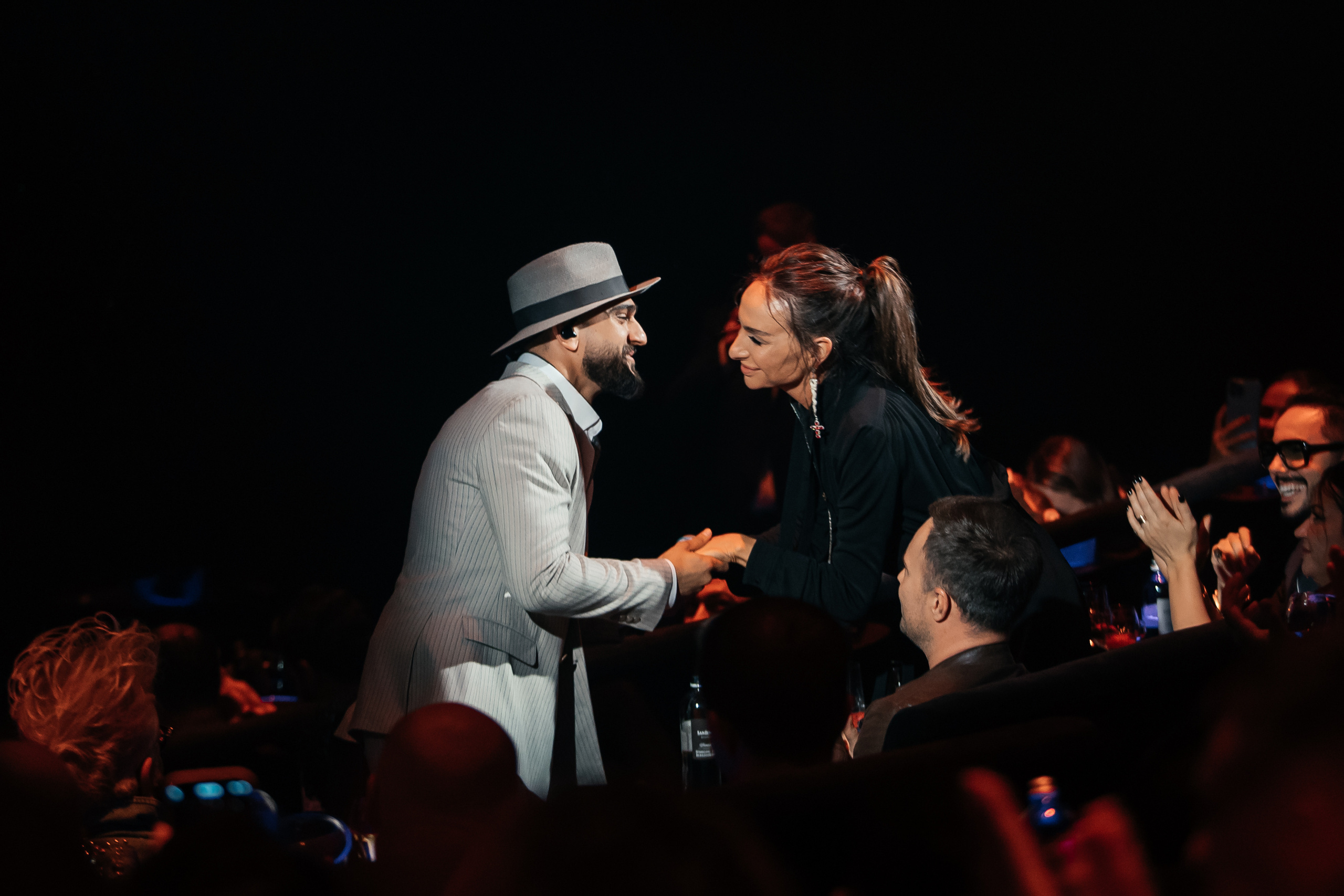 Закрытая презентация клипа JONY ''НИКАК'' в CRAVE. Светский фотограф — Анисина Ирина