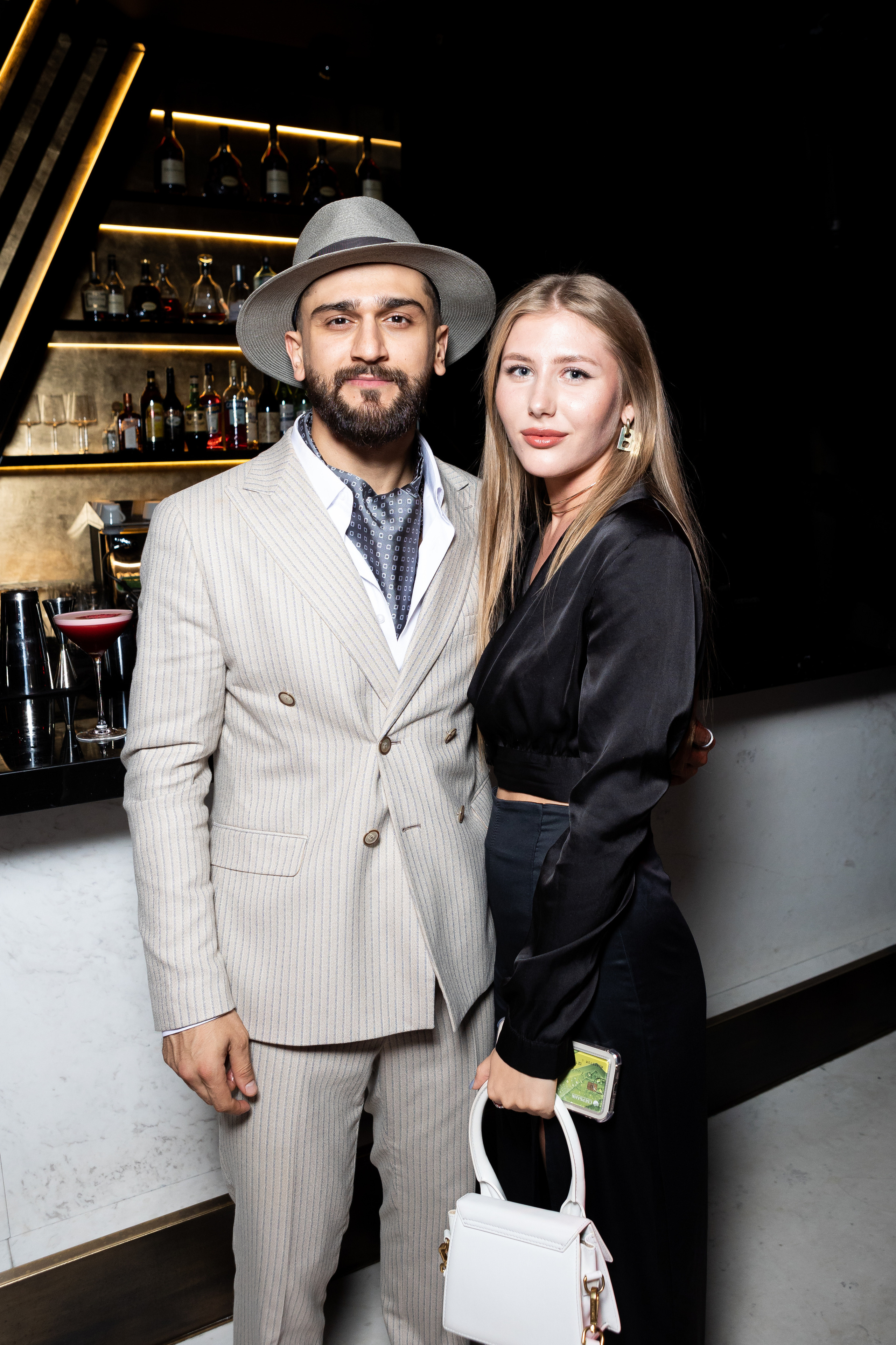 Закрытая презентация клипа JONY ''НИКАК'' в CRAVE. Светский фотограф — Анисина Ирина