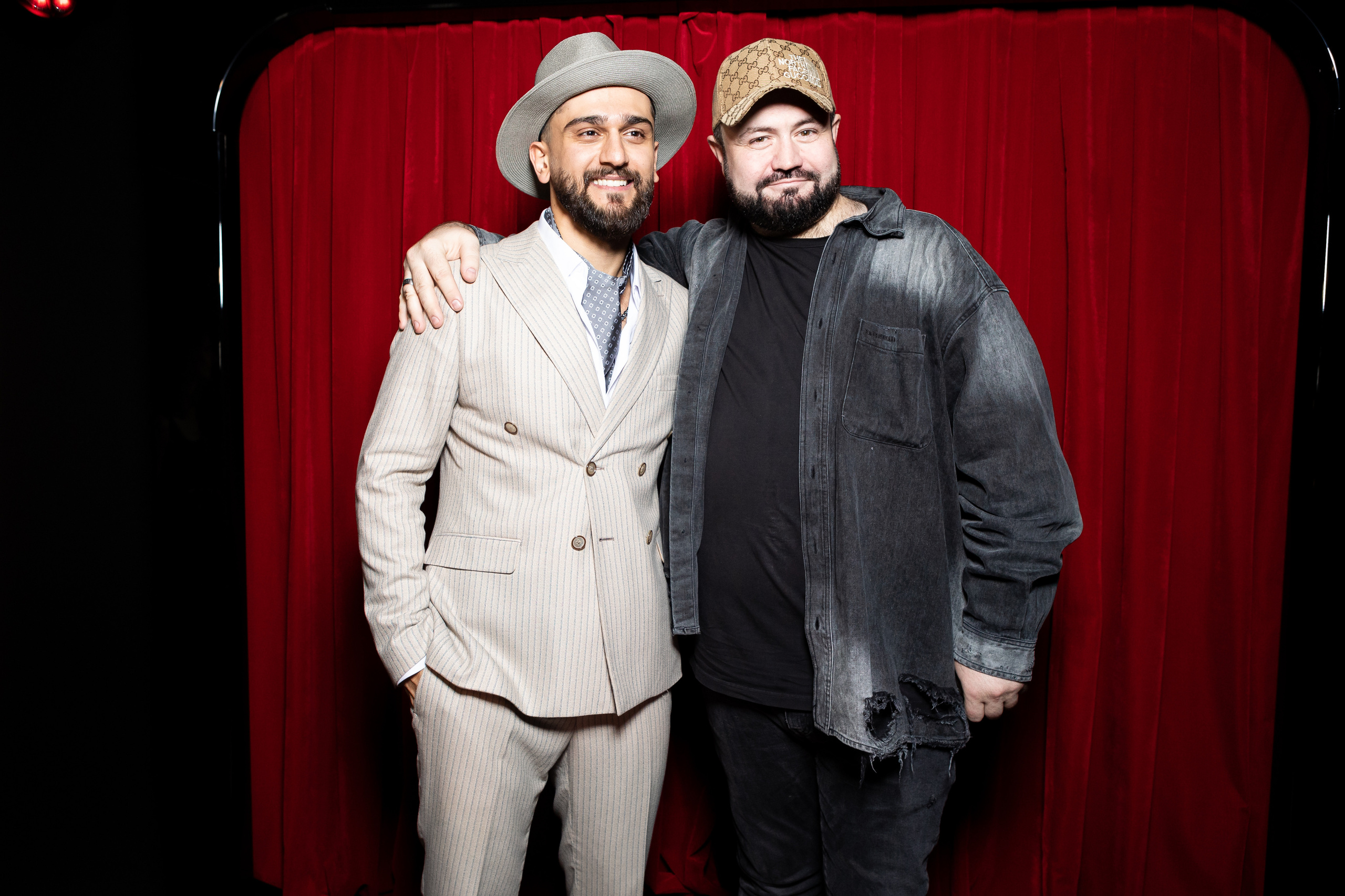 Закрытая презентация клипа JONY ''НИКАК'' в CRAVE. Светский фотограф — Анисина Ирина