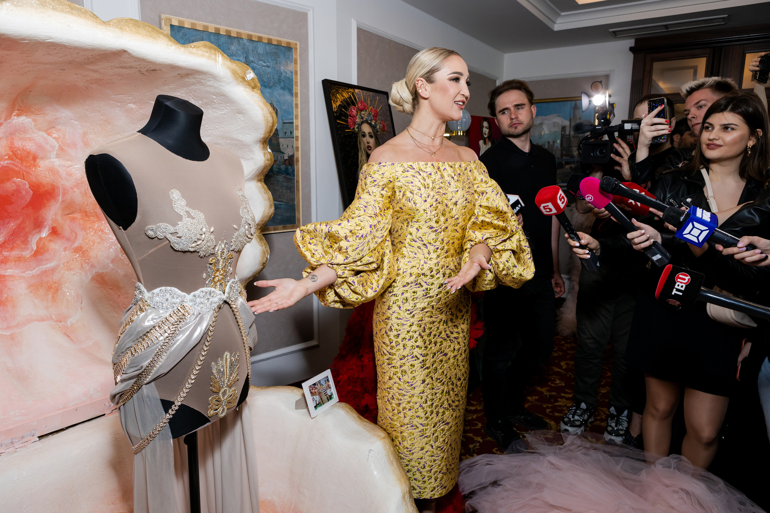 Ольга Бузова — 18 лет на сцене. Светский фотограф — Анисина Ирина