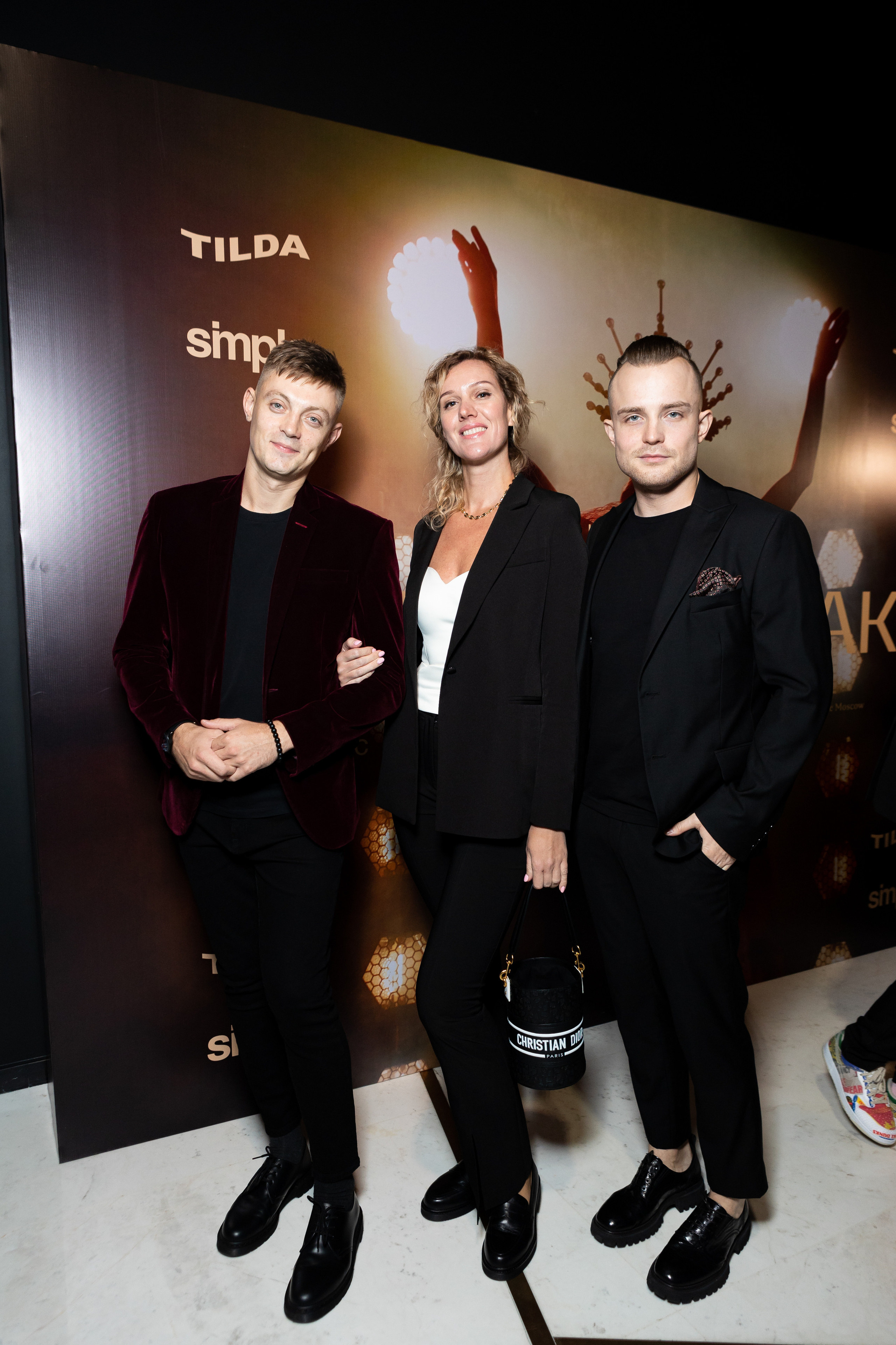 Закрытая презентация клипа JONY ''НИКАК'' в CRAVE. Светский фотограф — Анисина Ирина