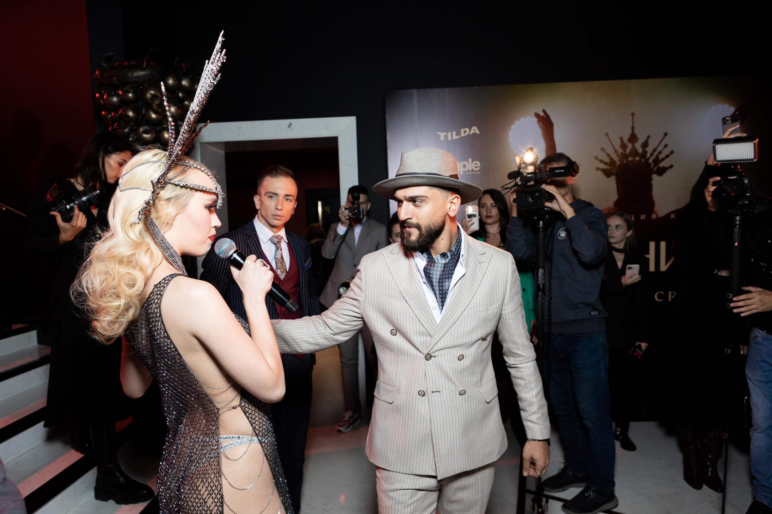 Закрытая презентация клипа JONY ''НИКАК'' в CRAVE. Светский фотограф — Анисина Ирина