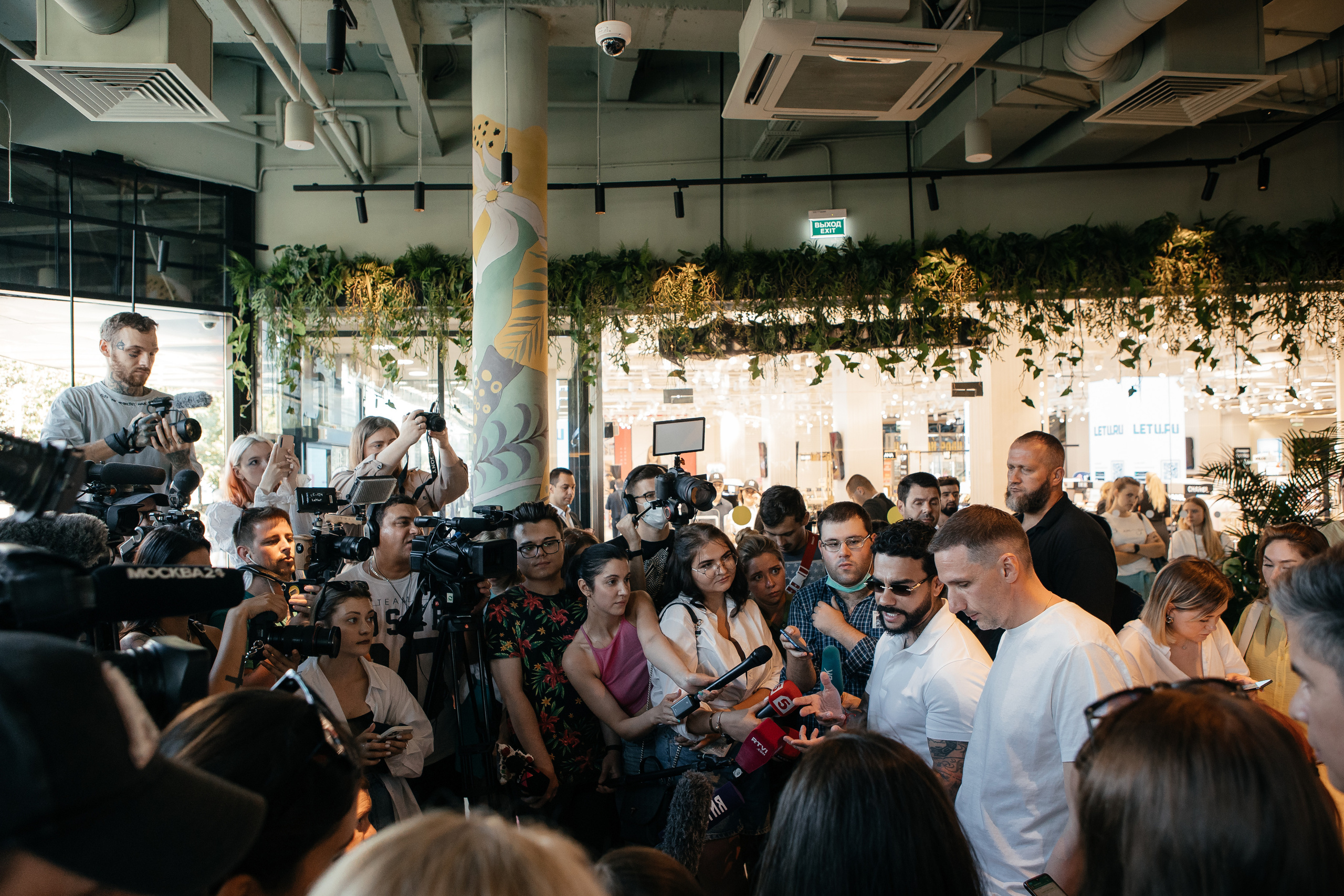 Открытие первой кофейни сети Stars Coffee. Светский фотограф — Анисина Ирина