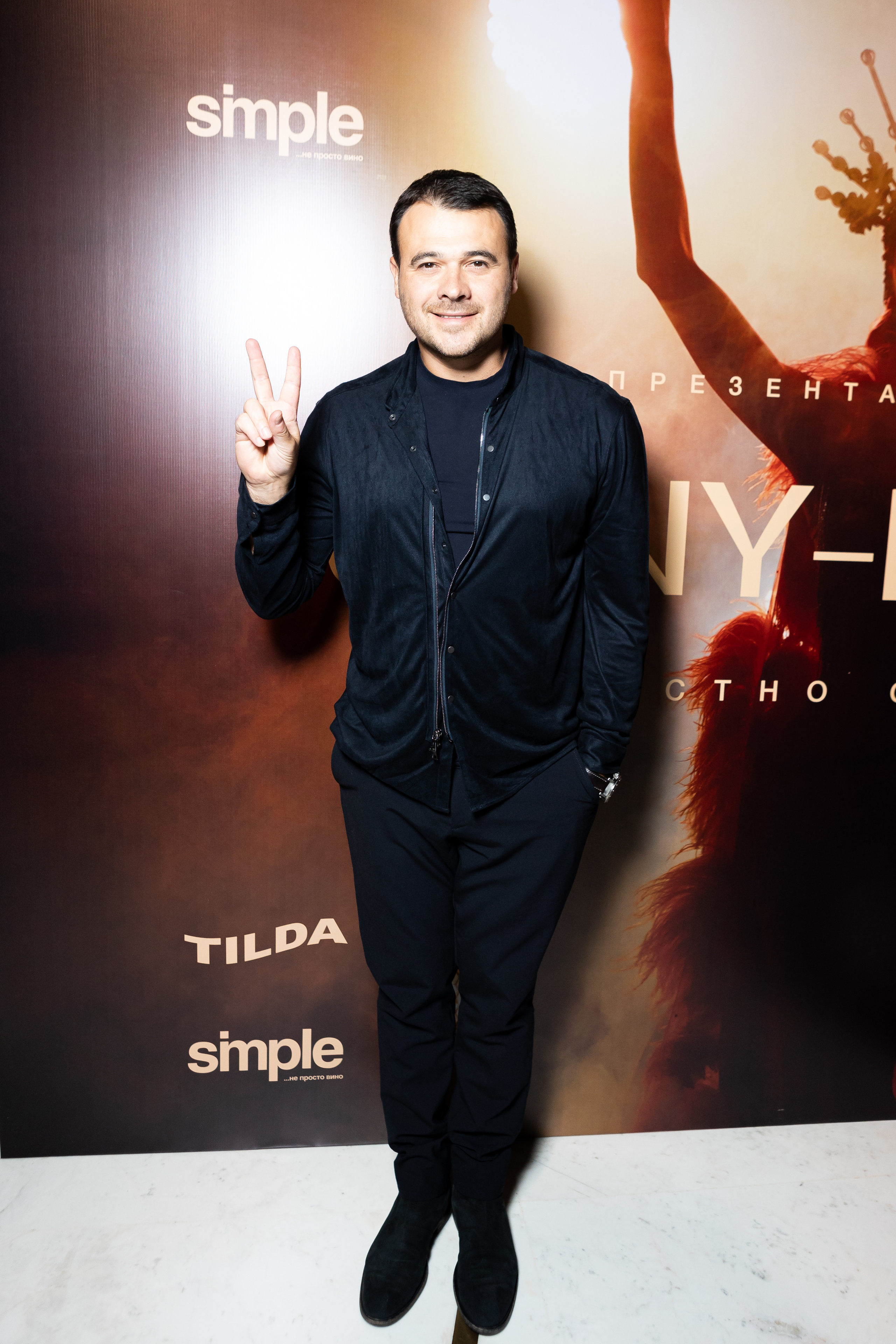 Закрытая презентация клипа JONY ''НИКАК'' в CRAVE. Светский фотограф — Анисина Ирина