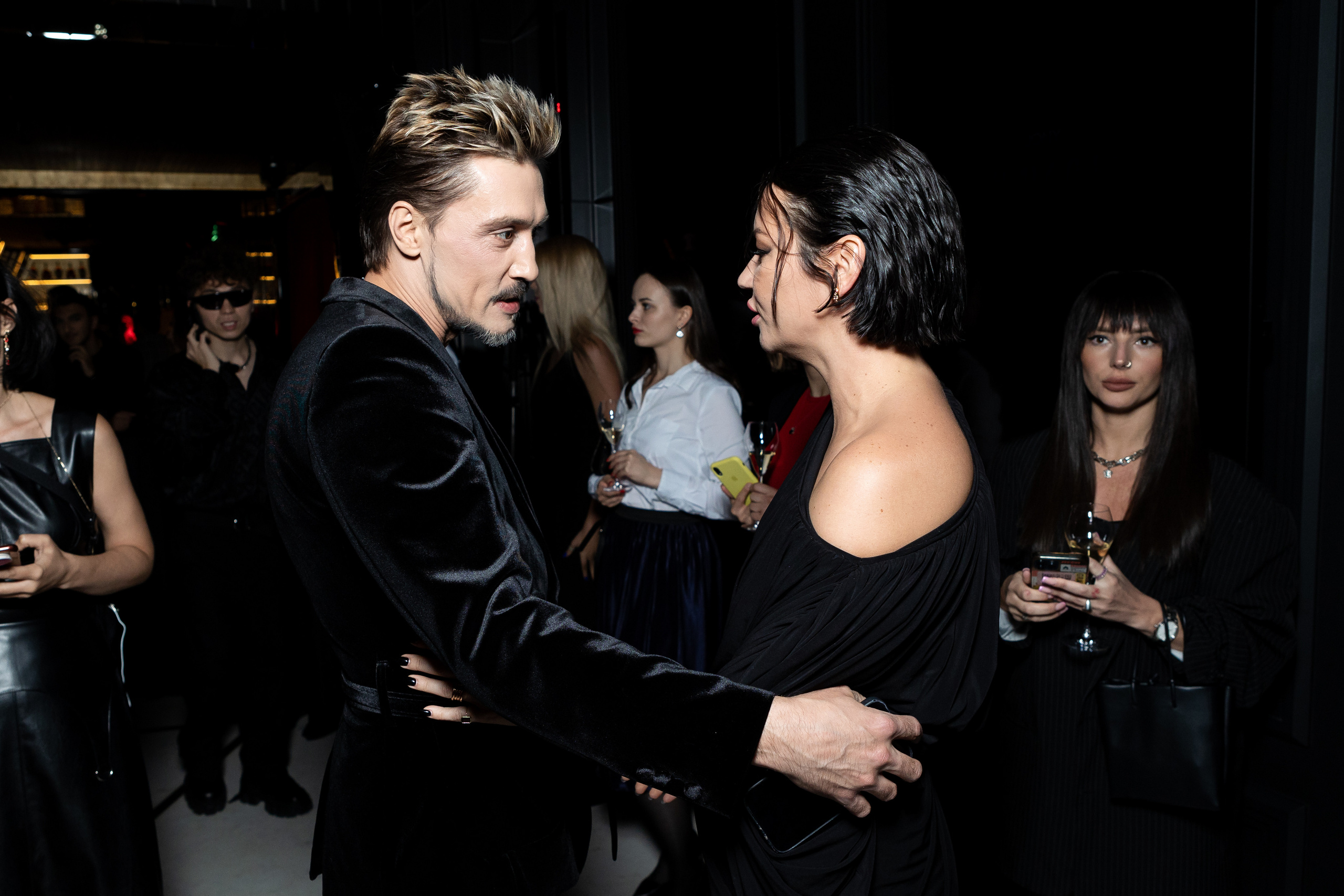 Закрытая презентация клипа JONY ''НИКАК'' в CRAVE. Светский фотограф — Анисина Ирина