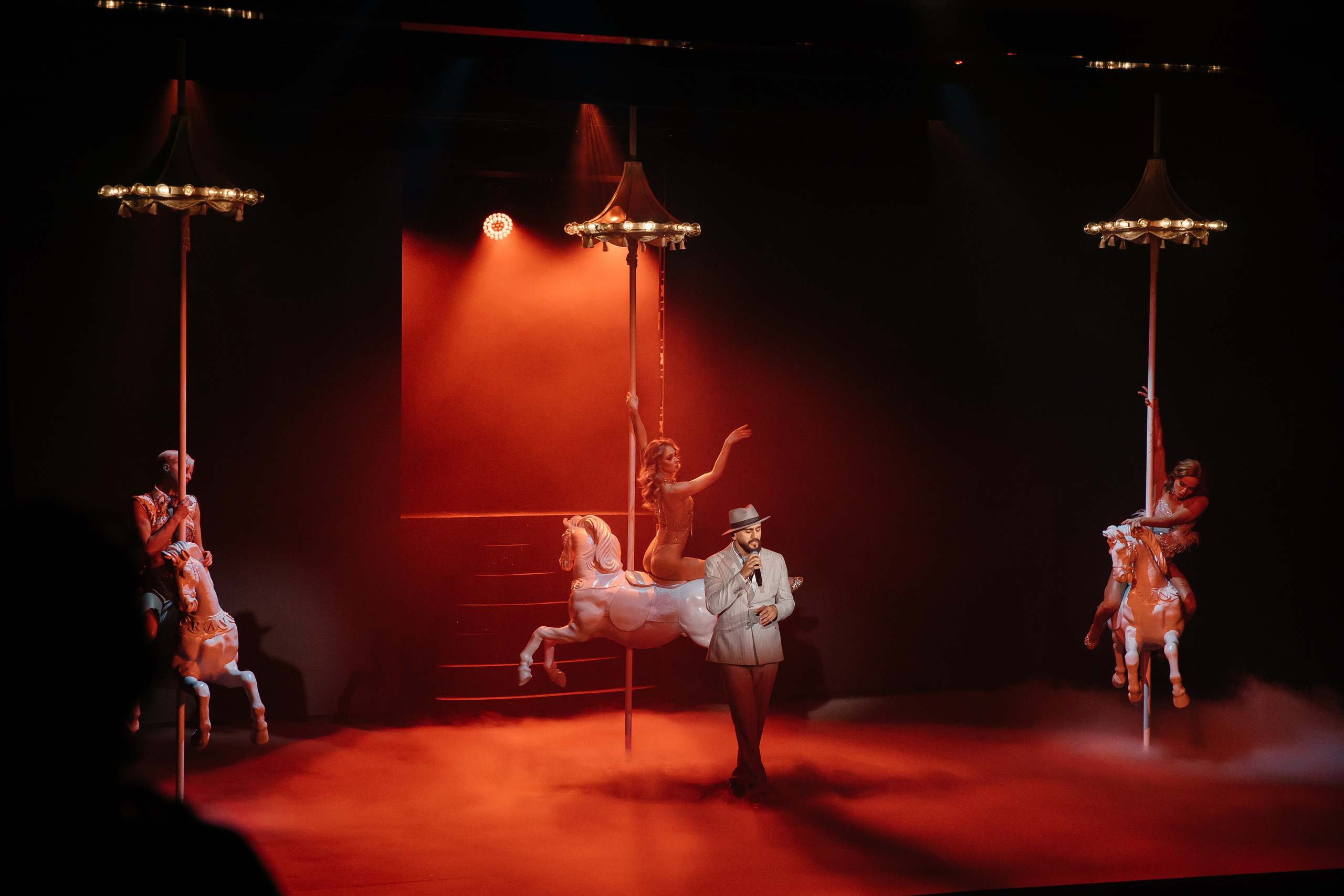 Закрытая презентация клипа JONY ''НИКАК'' в CRAVE. Светский фотограф — Анисина Ирина