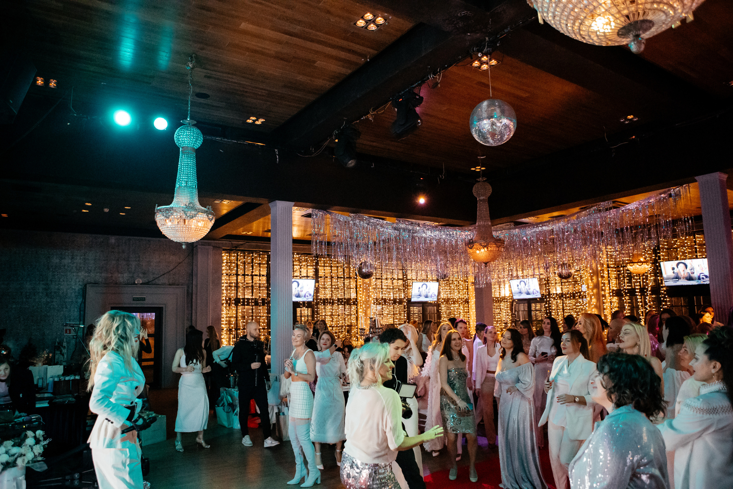 Женский Клуб Полины Дибровой — 5 лет. Светский фотограф — Анисина Ирина