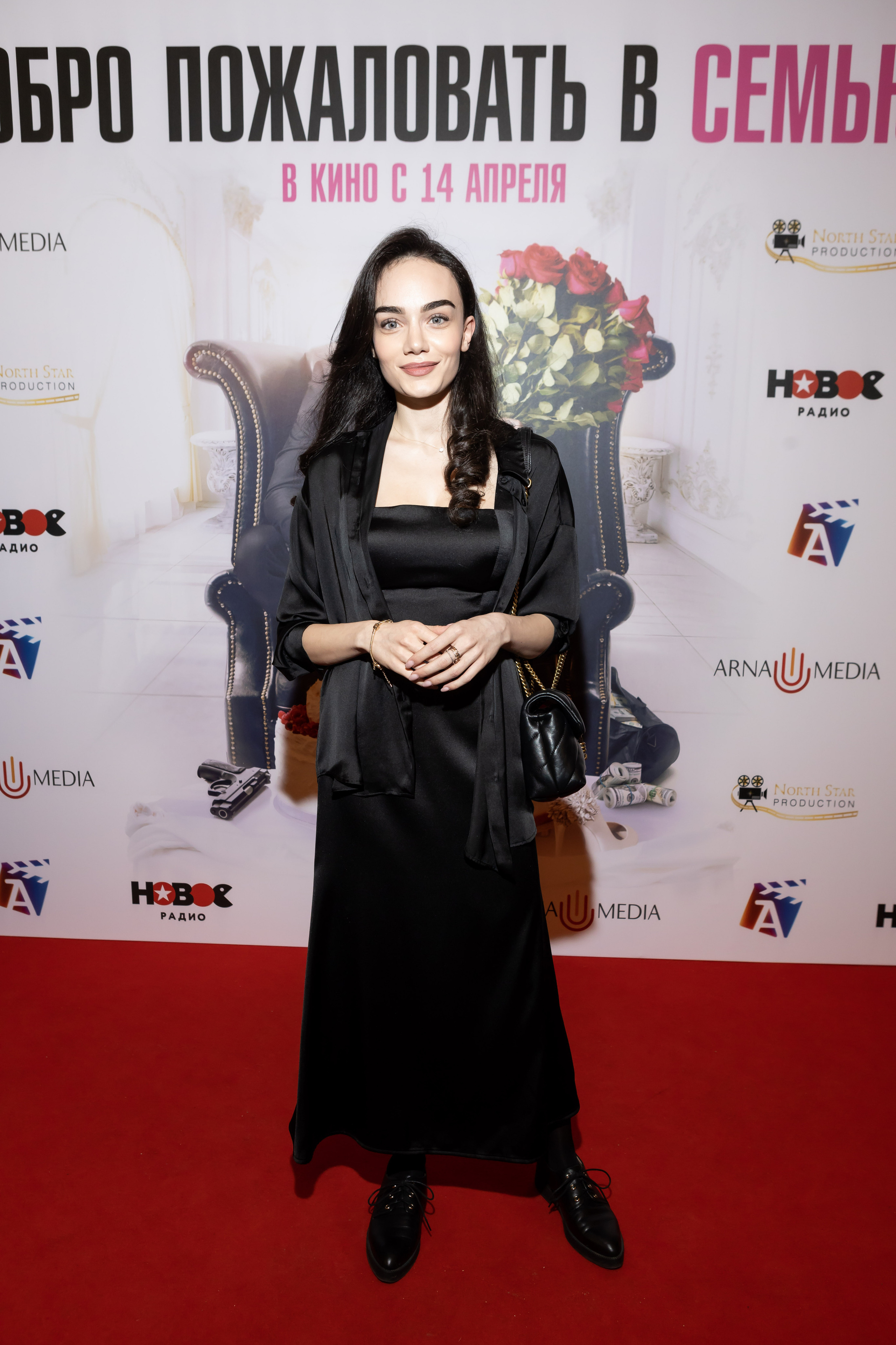 Добро пожаловать в семью. Светский фотограф — Анисина Ирина