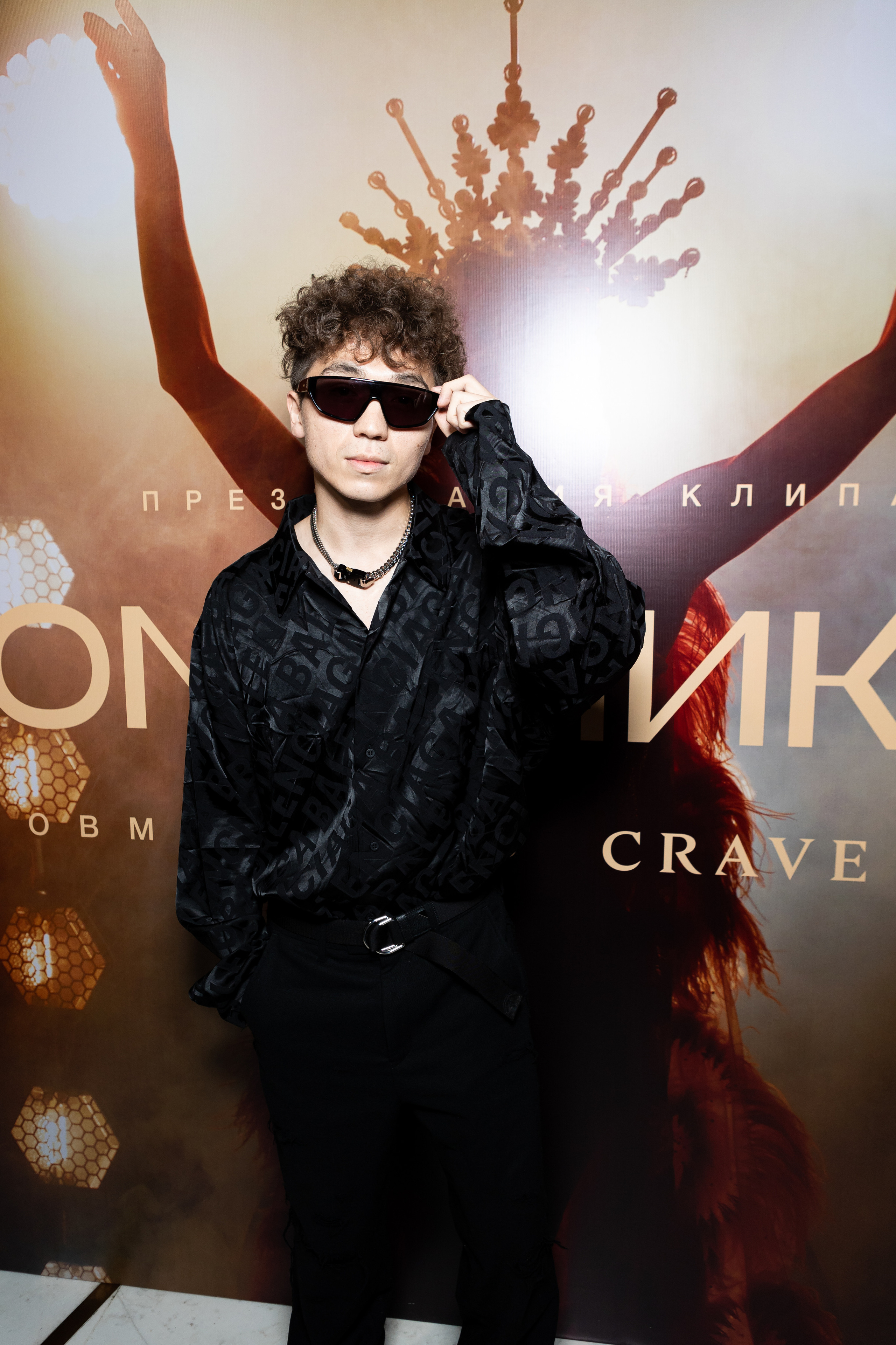 Закрытая презентация клипа JONY ''НИКАК'' в CRAVE. Светский фотограф — Анисина Ирина