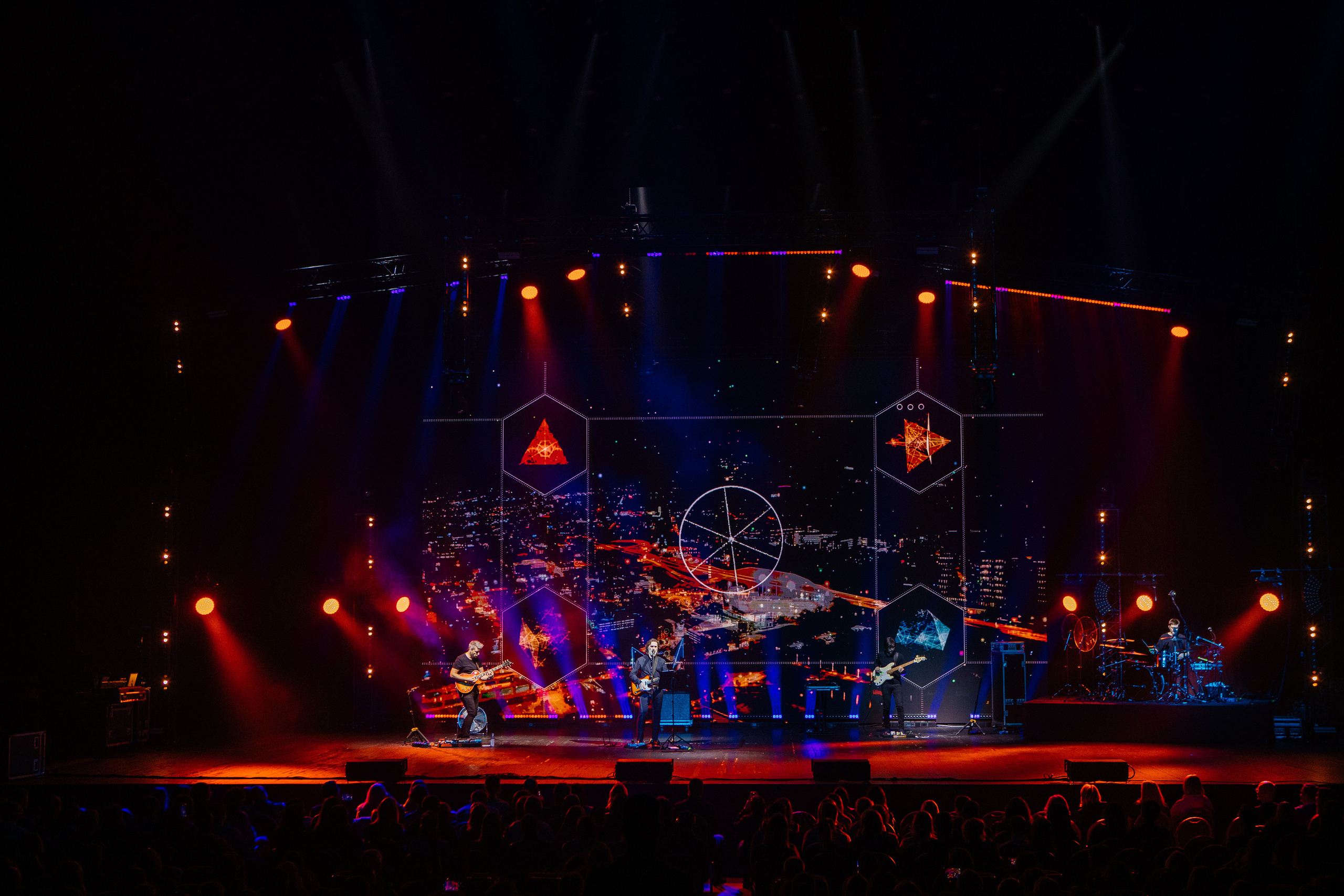 Вячеслав Бутусов. «Nautilus Pompilius 40 лет. Светский фотограф — Анисина Ирина