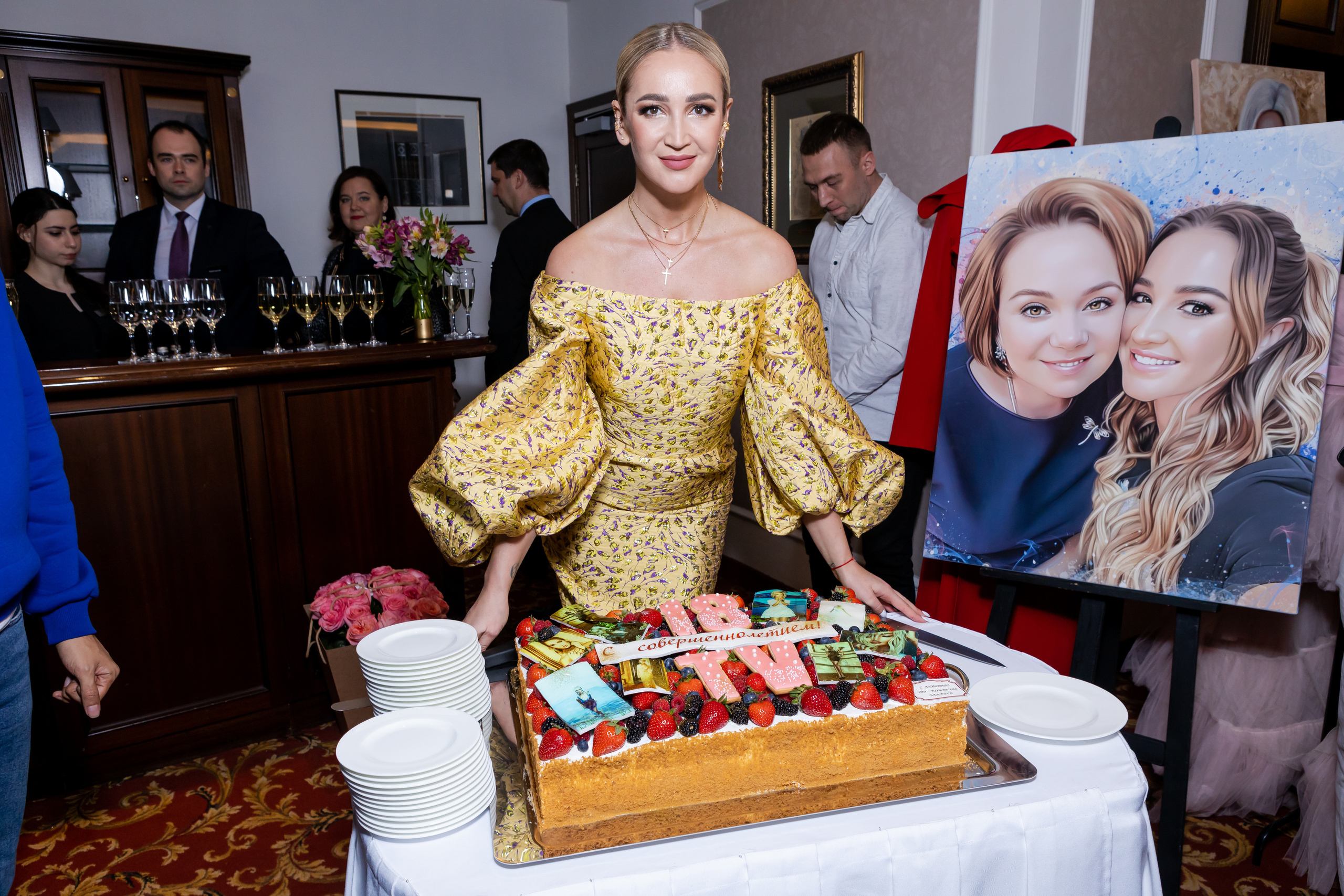 Ольга Бузова — 18 лет на сцене. Светский фотограф — Анисина Ирина