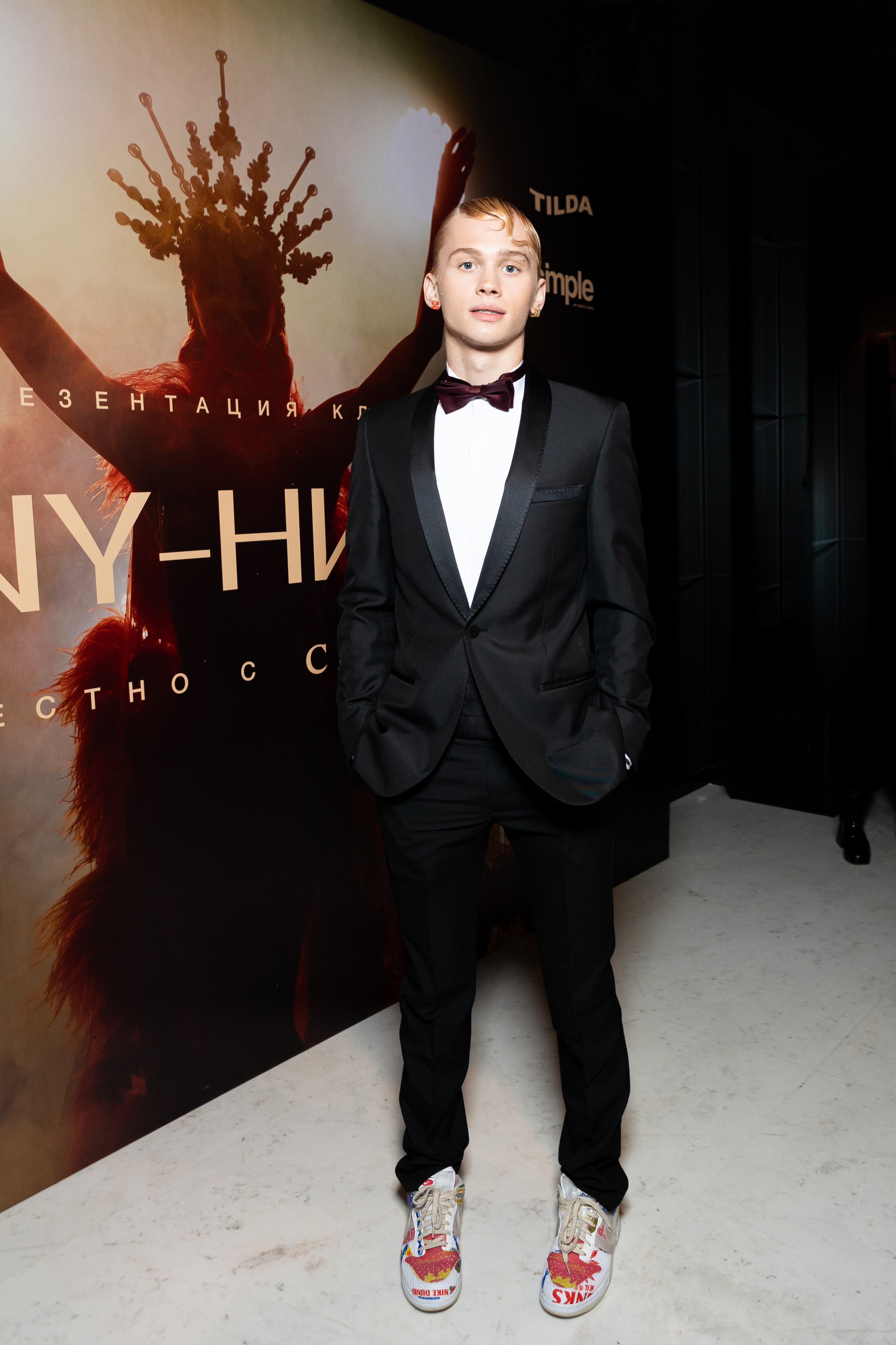 Закрытая презентация клипа JONY ''НИКАК'' в CRAVE. Светский фотограф — Анисина Ирина