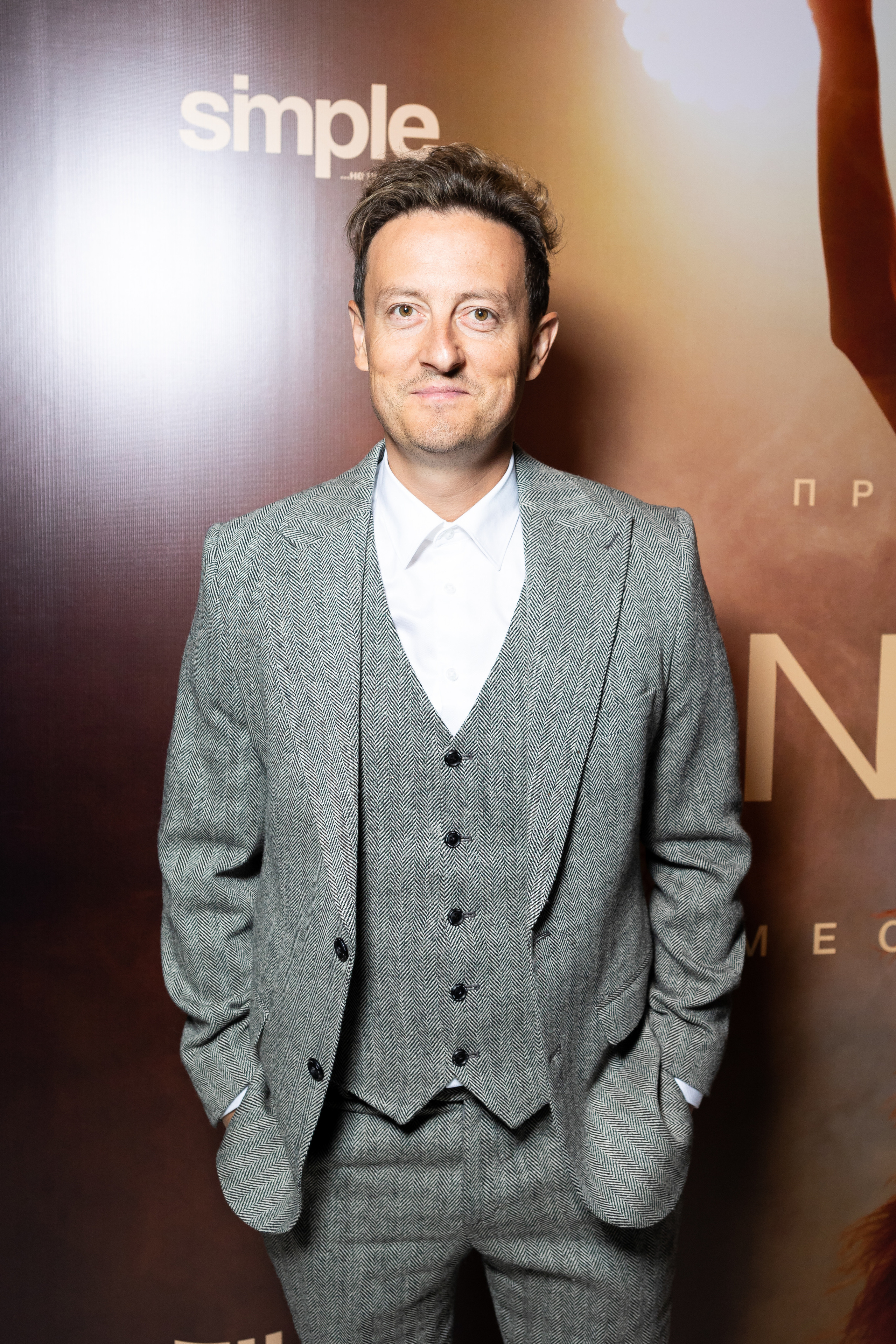 Закрытая презентация клипа JONY ''НИКАК'' в CRAVE. Светский фотограф — Анисина Ирина