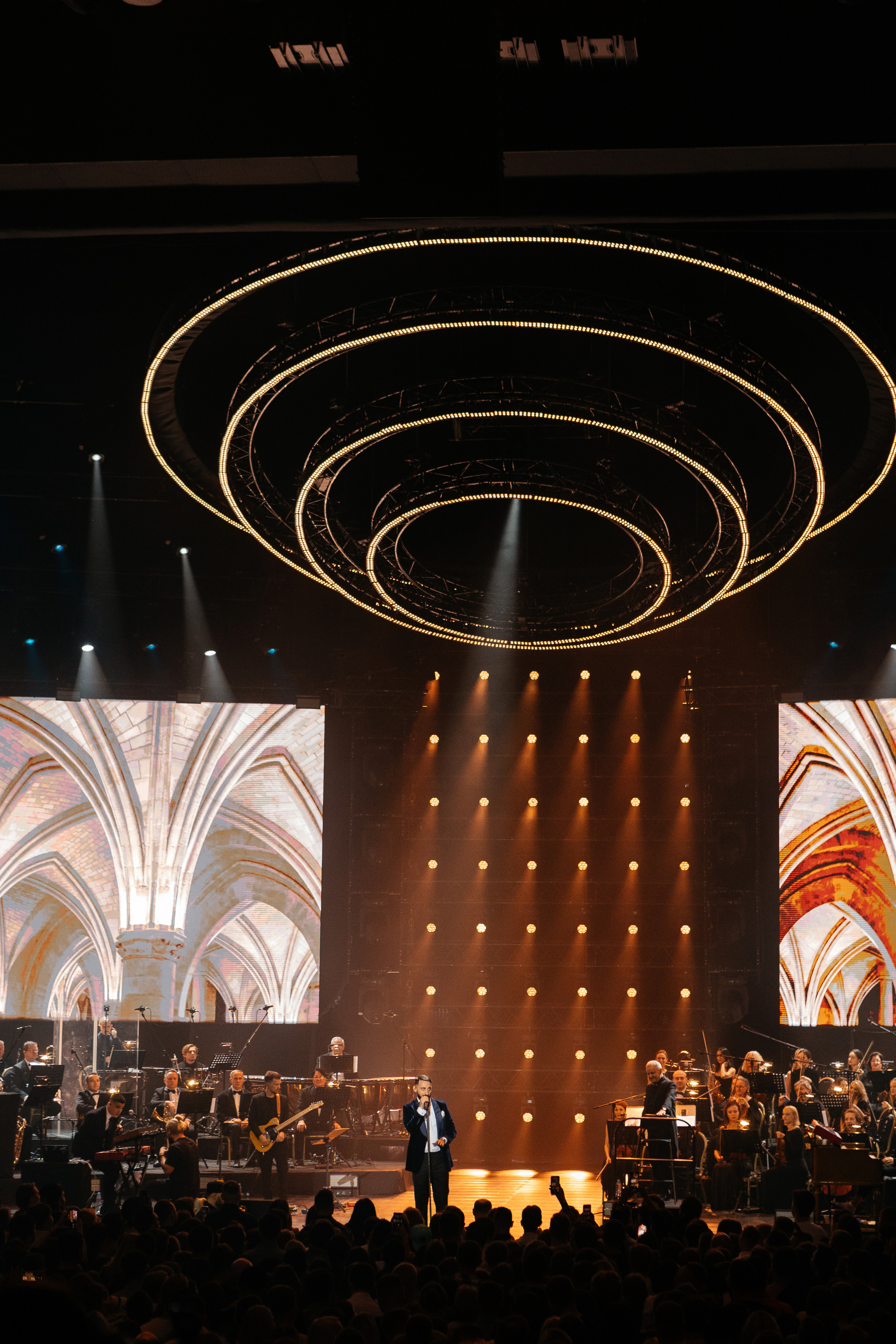 L-ONE в CROCUS CITY HALL. Светский фотограф — Анисина Ирина