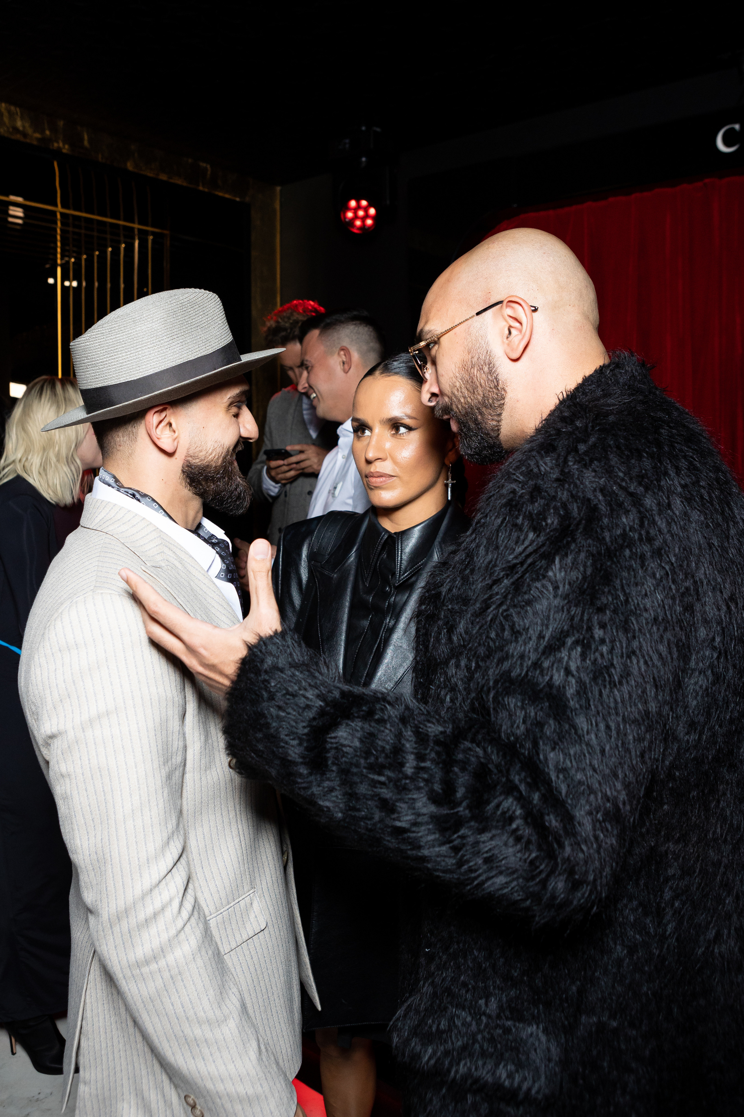 Закрытая презентация клипа JONY ''НИКАК'' в CRAVE. Светский фотограф — Анисина Ирина