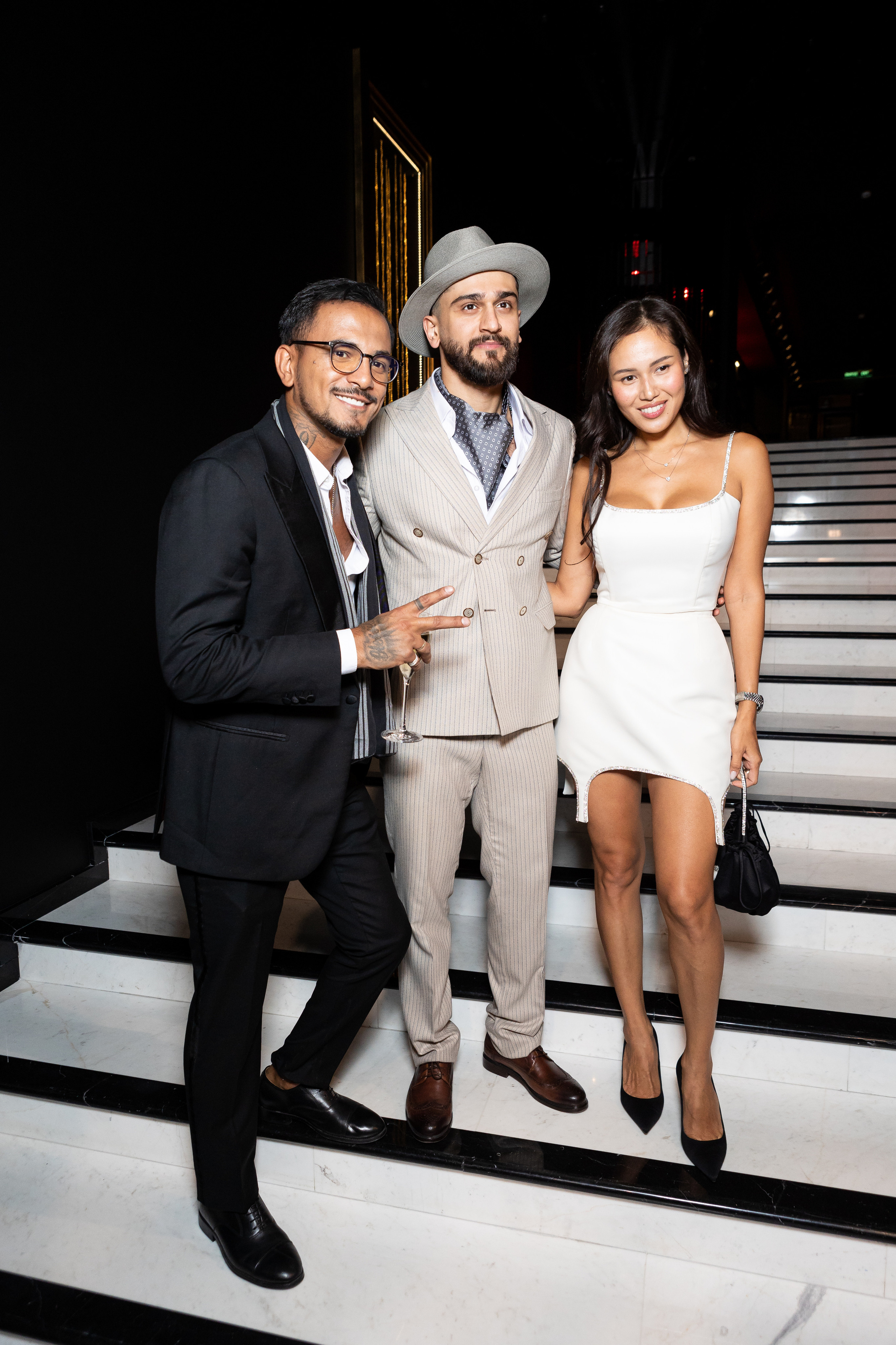 Закрытая презентация клипа JONY ''НИКАК'' в CRAVE. Светский фотограф — Анисина Ирина