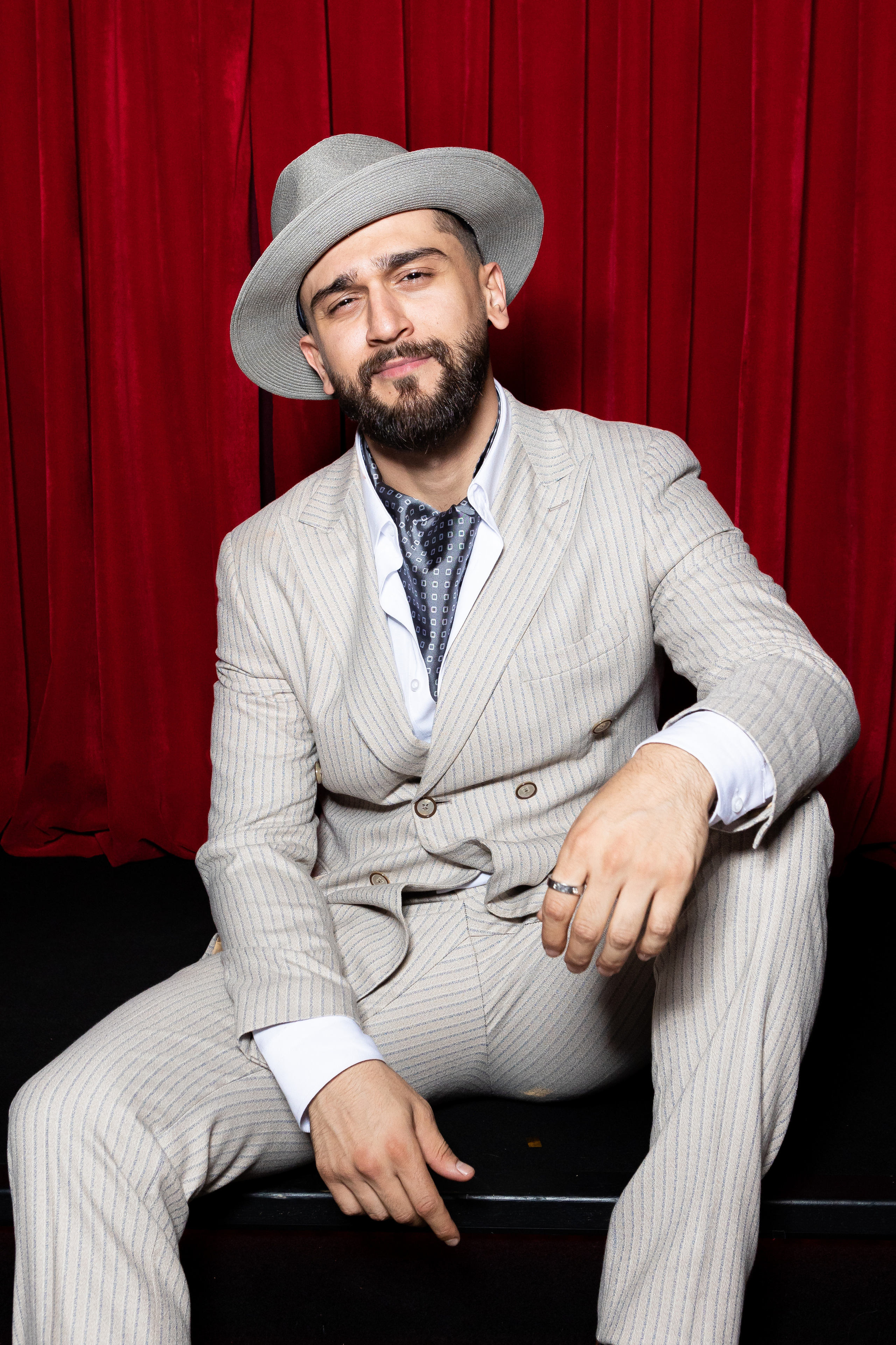 Закрытая презентация клипа JONY ''НИКАК'' в CRAVE. Светский фотограф — Анисина Ирина