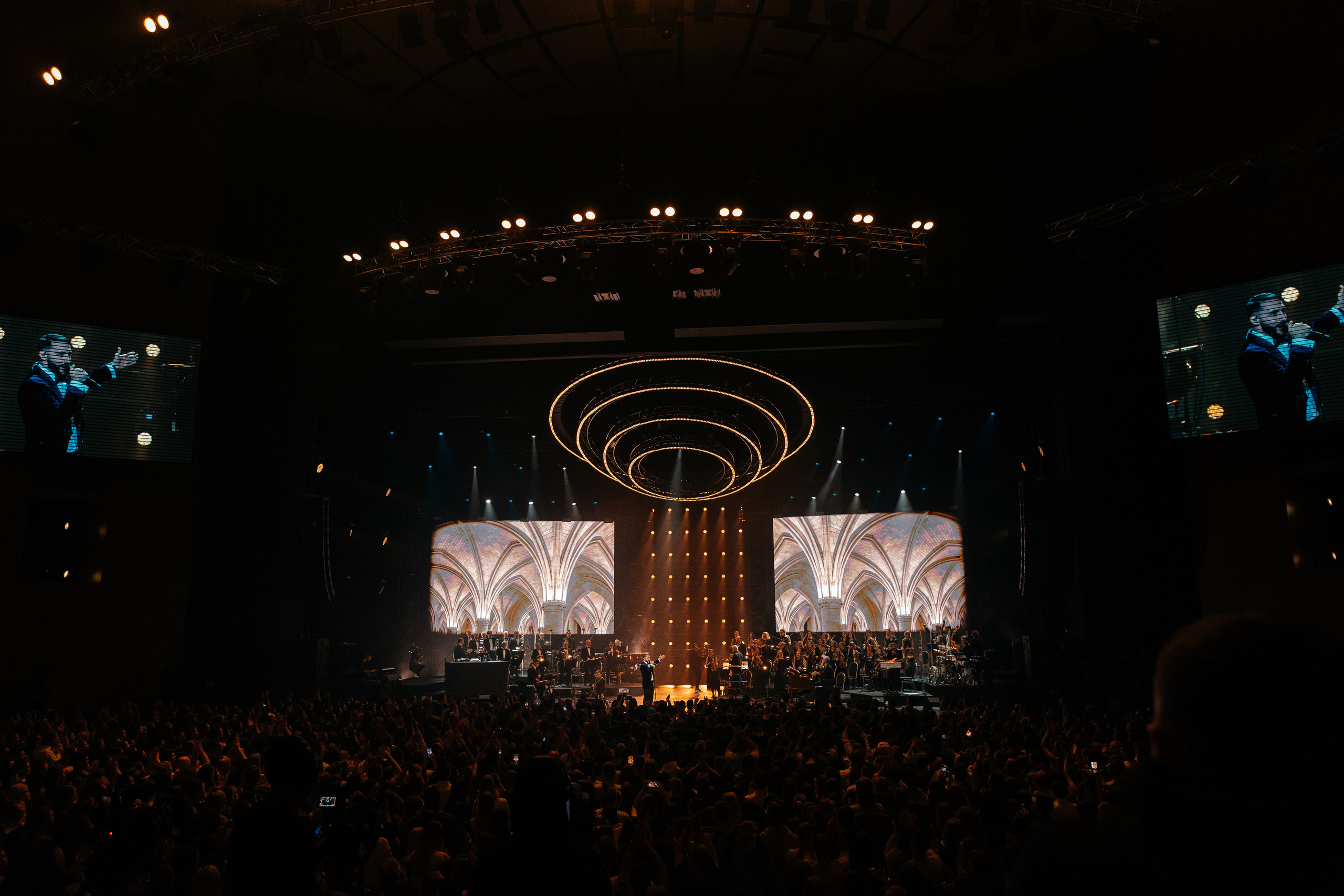 L-ONE в CROCUS CITY HALL. Светский фотограф — Анисина Ирина