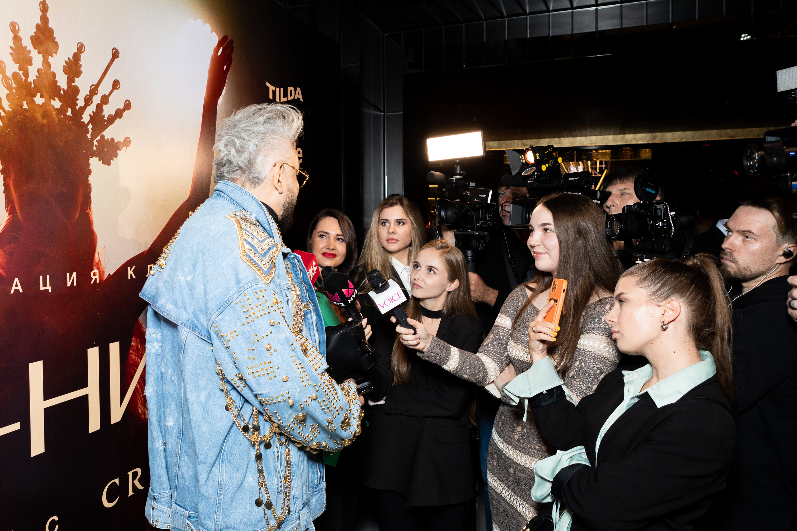 Закрытая презентация клипа JONY ''НИКАК'' в CRAVE. Светский фотограф — Анисина Ирина