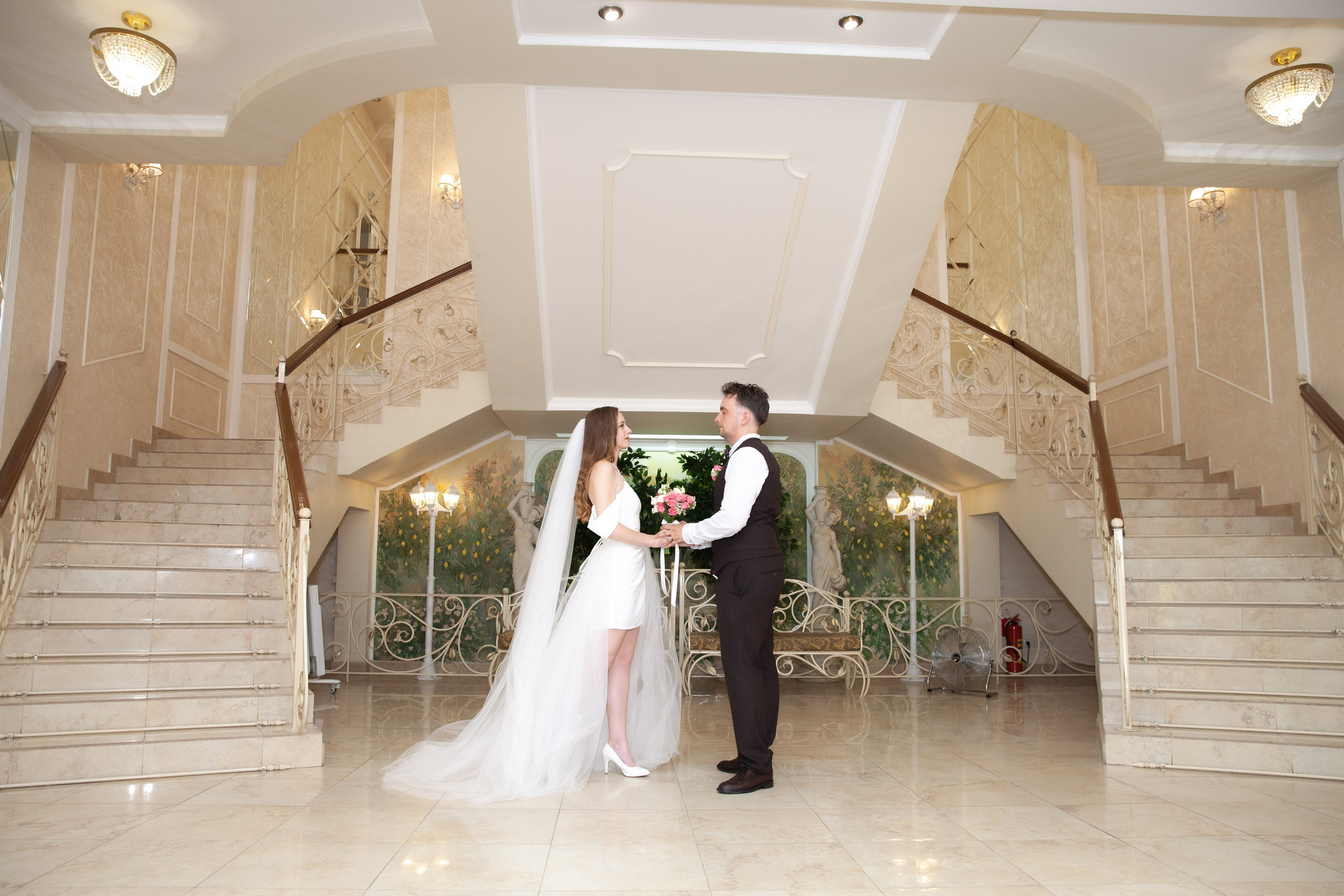 Фотосессия росписи ЗАГС г. Железнодорожный. Фотограф в Железнодорожном и Балашихе