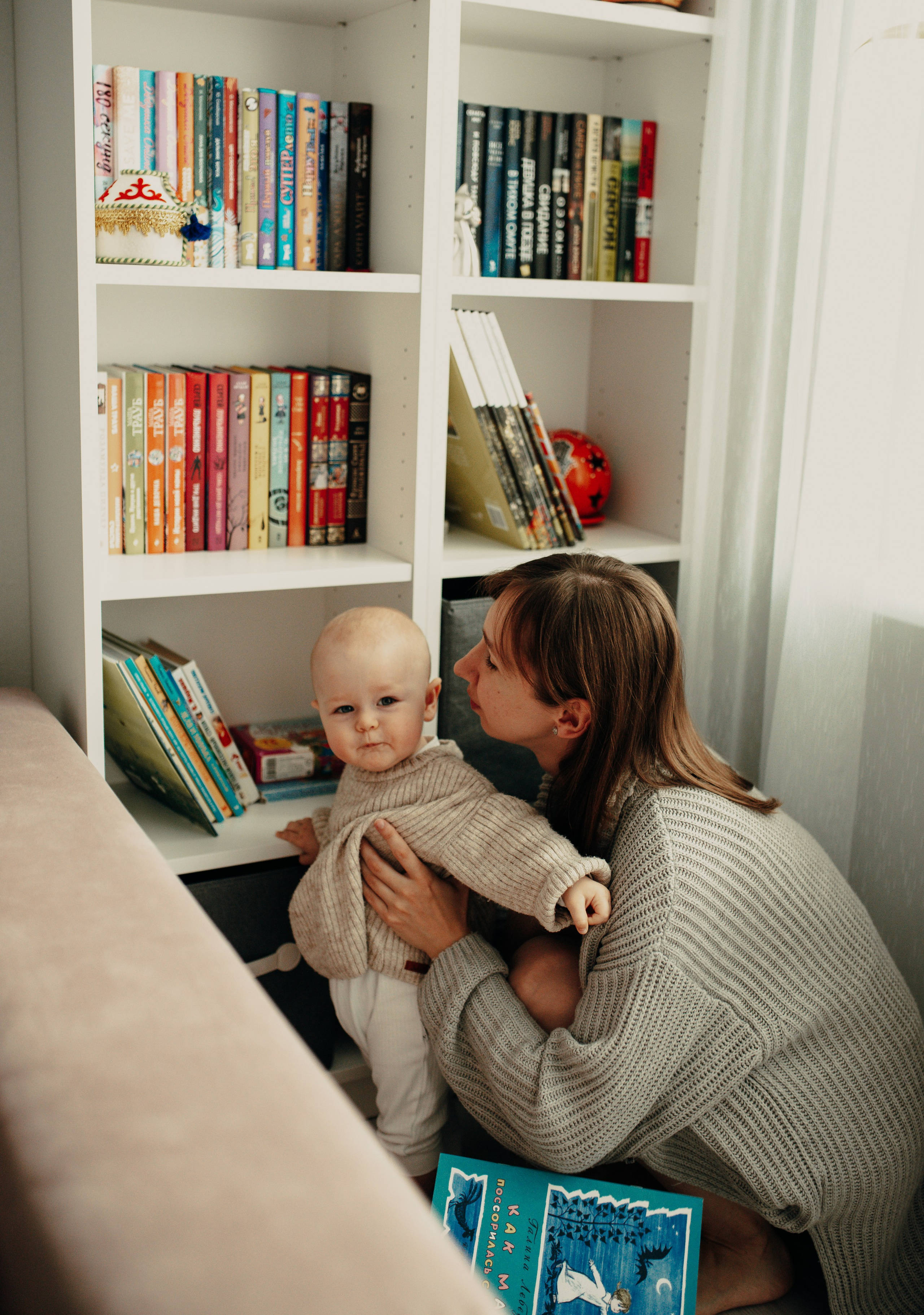 Домашняя семейная история: Василисе 10 месяцев. Семейная фотосессия Бутово Москва фотограф Алина Морщагина