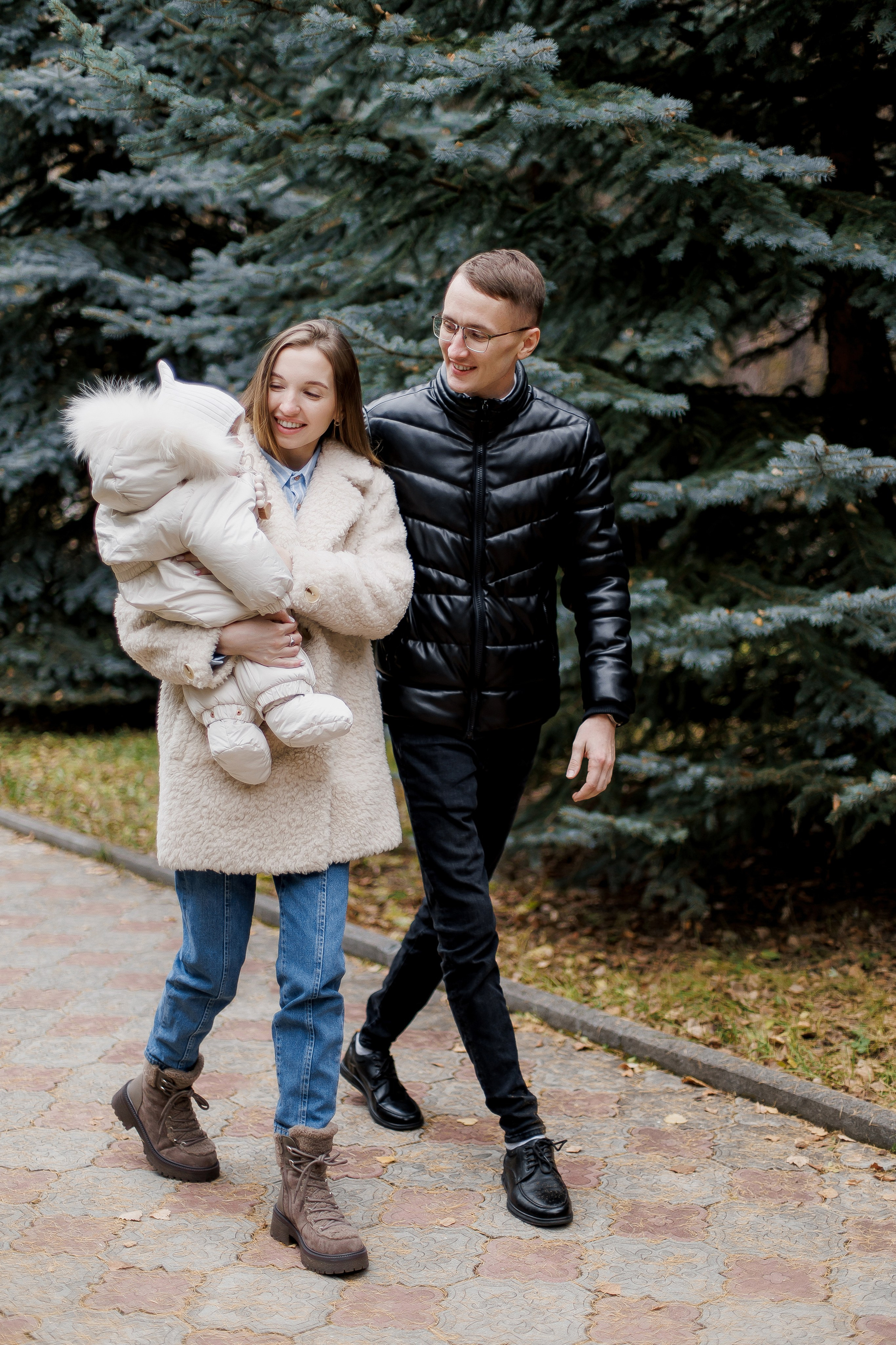 Женя, Вика и Милаша. Свадебный и портретный фотограф в Миассе Филиппенко Дарья