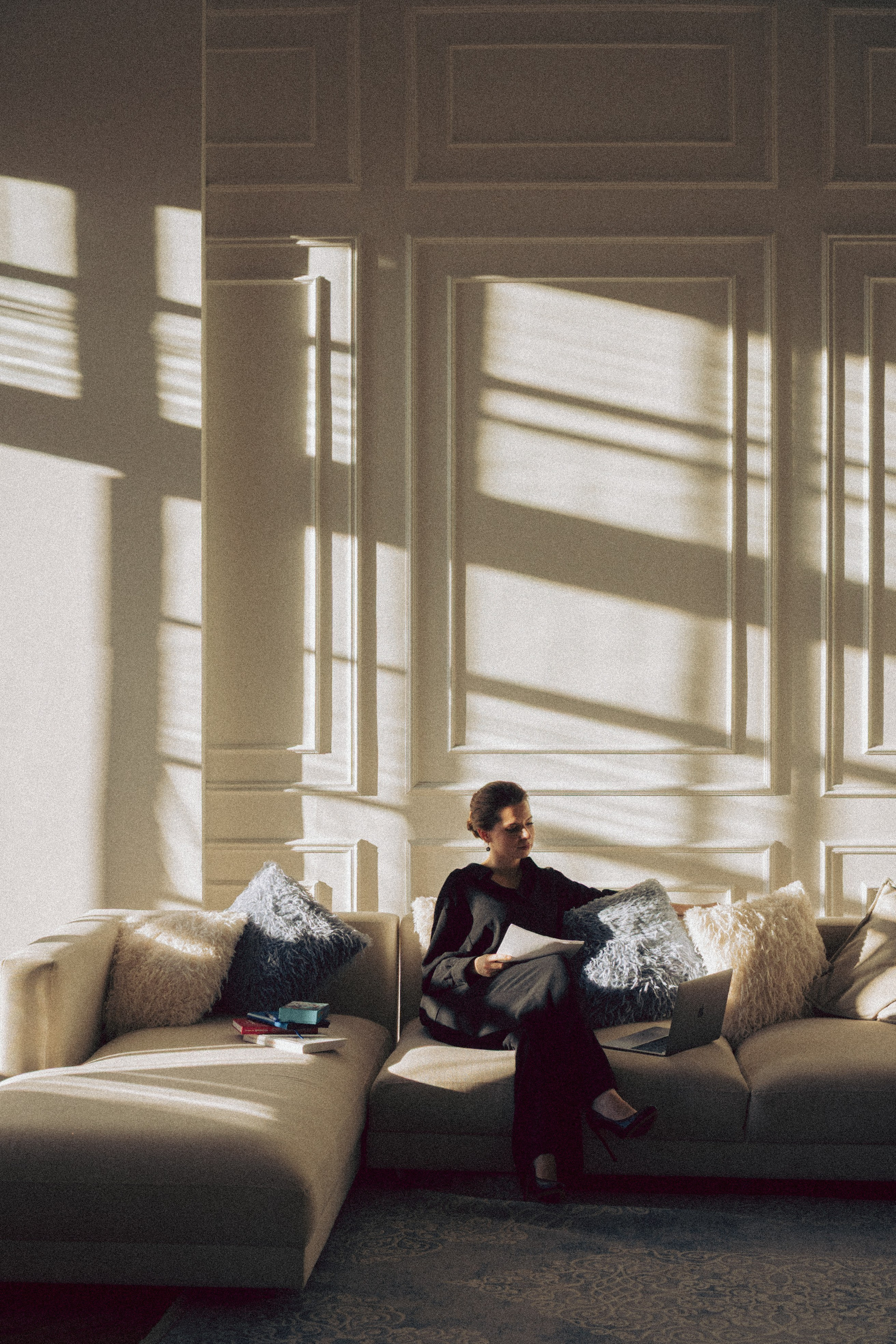 ФОТОСЕСИИЯ В СТУДИИ ДЛЯ ДЕВУШКИ ПСИХОЛОГА. Профессиональный фотограф, Санкт-Петербург — Виктория Богомолова