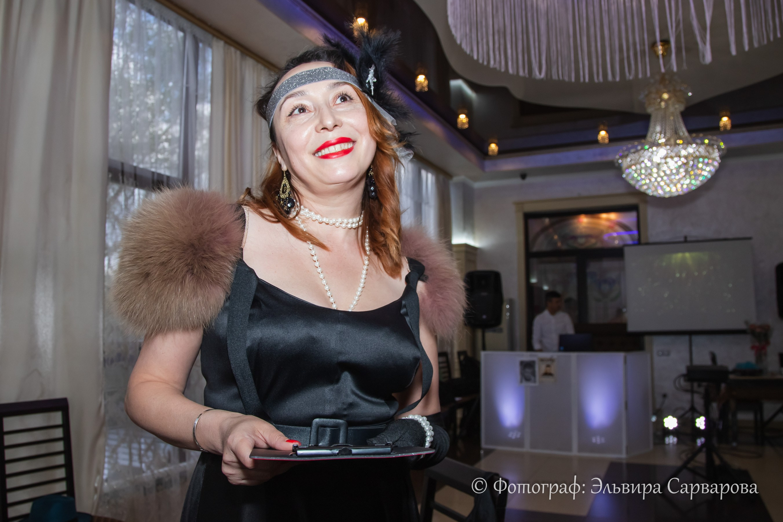 Гангстерская вечеринка в стиле 1920-х. Репортажный Фотограф