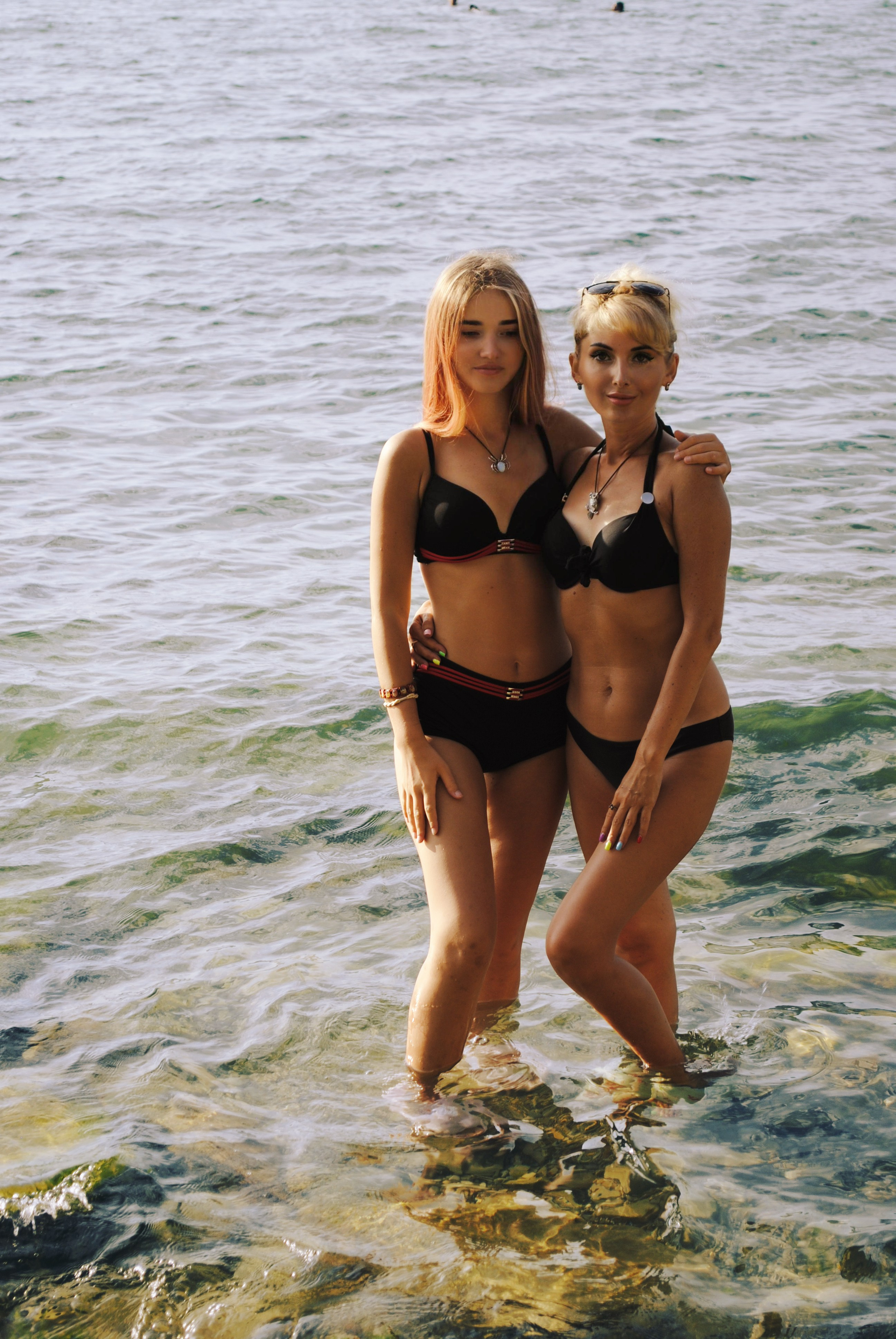 Юлия и Ксюша. Фотограф Мария Мусаелян